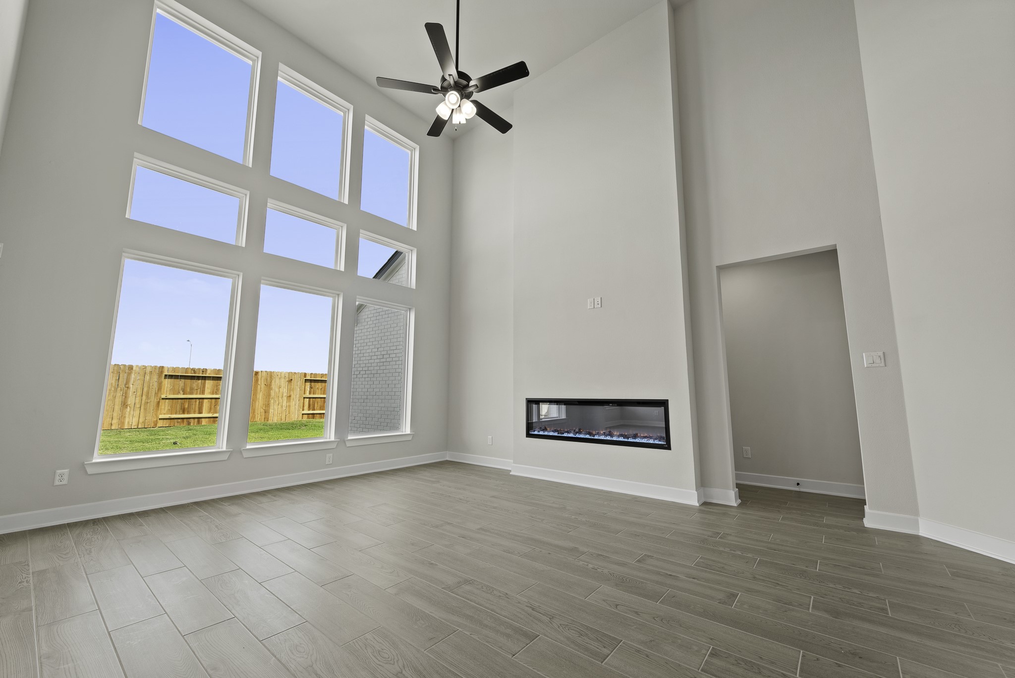 5103 Benton Woods Trail Property Photo 3
