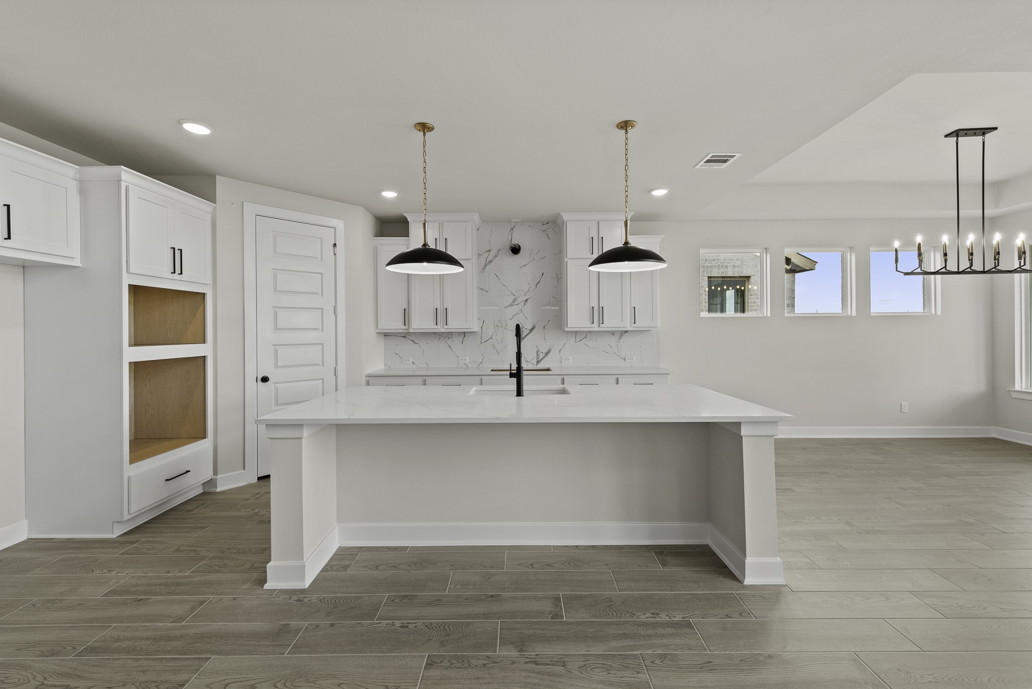 5103 Benton Woods Trail Property Photo 5