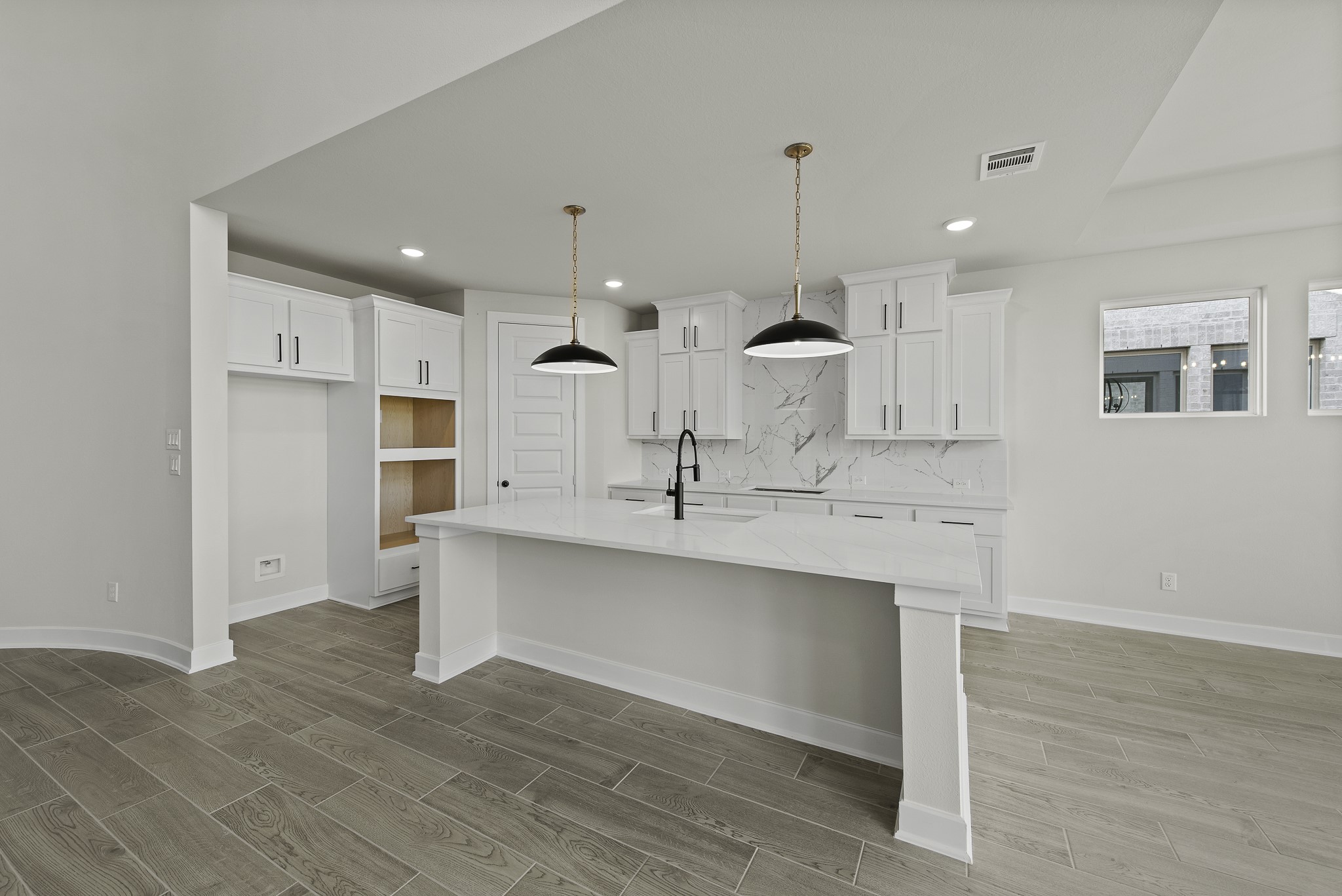 5103 Benton Woods Trail Property Photo 6