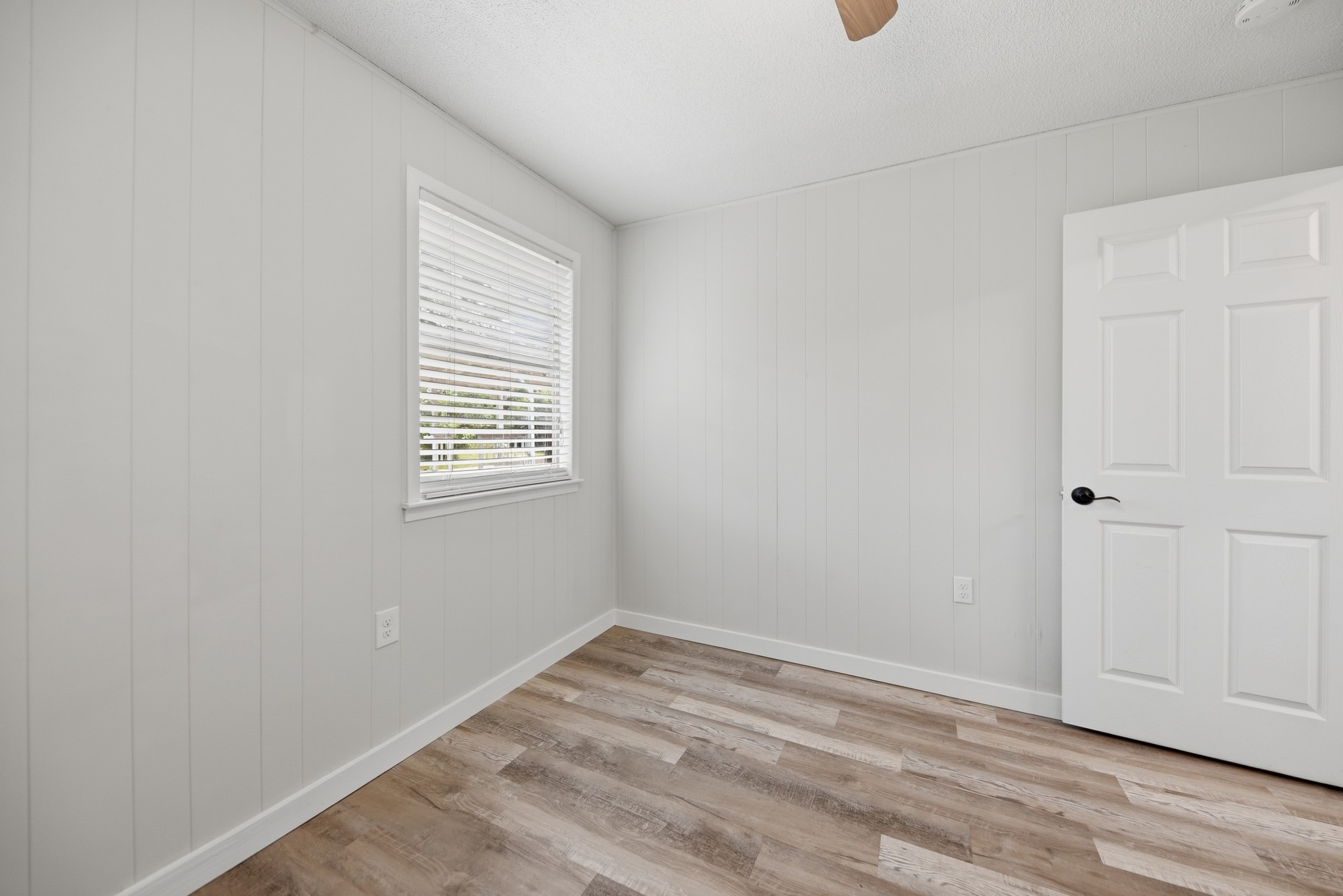 9481 Lake Forest Circle Property Photo 19