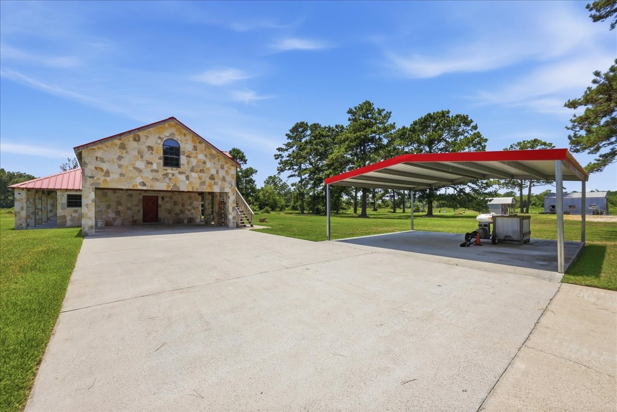 13480 Craigen Road Property Photo 3