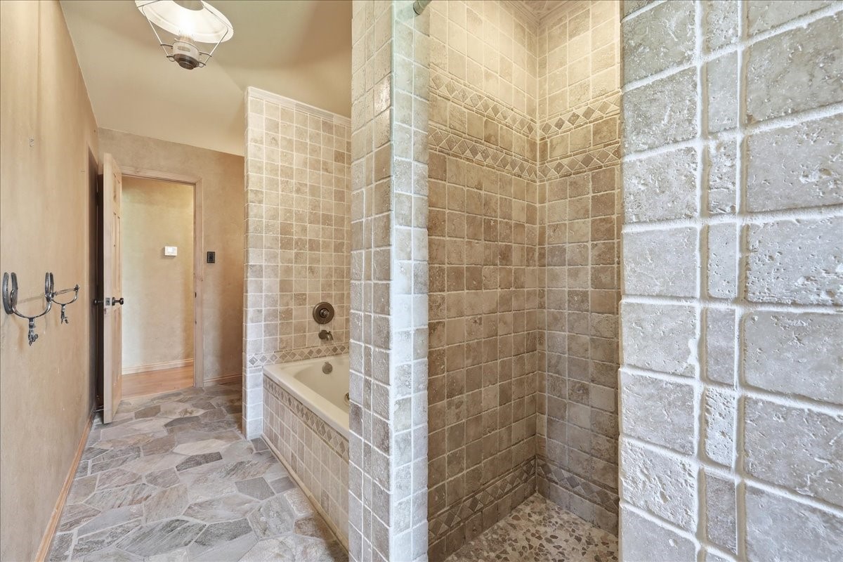13480 Craigen Road Property Photo 15