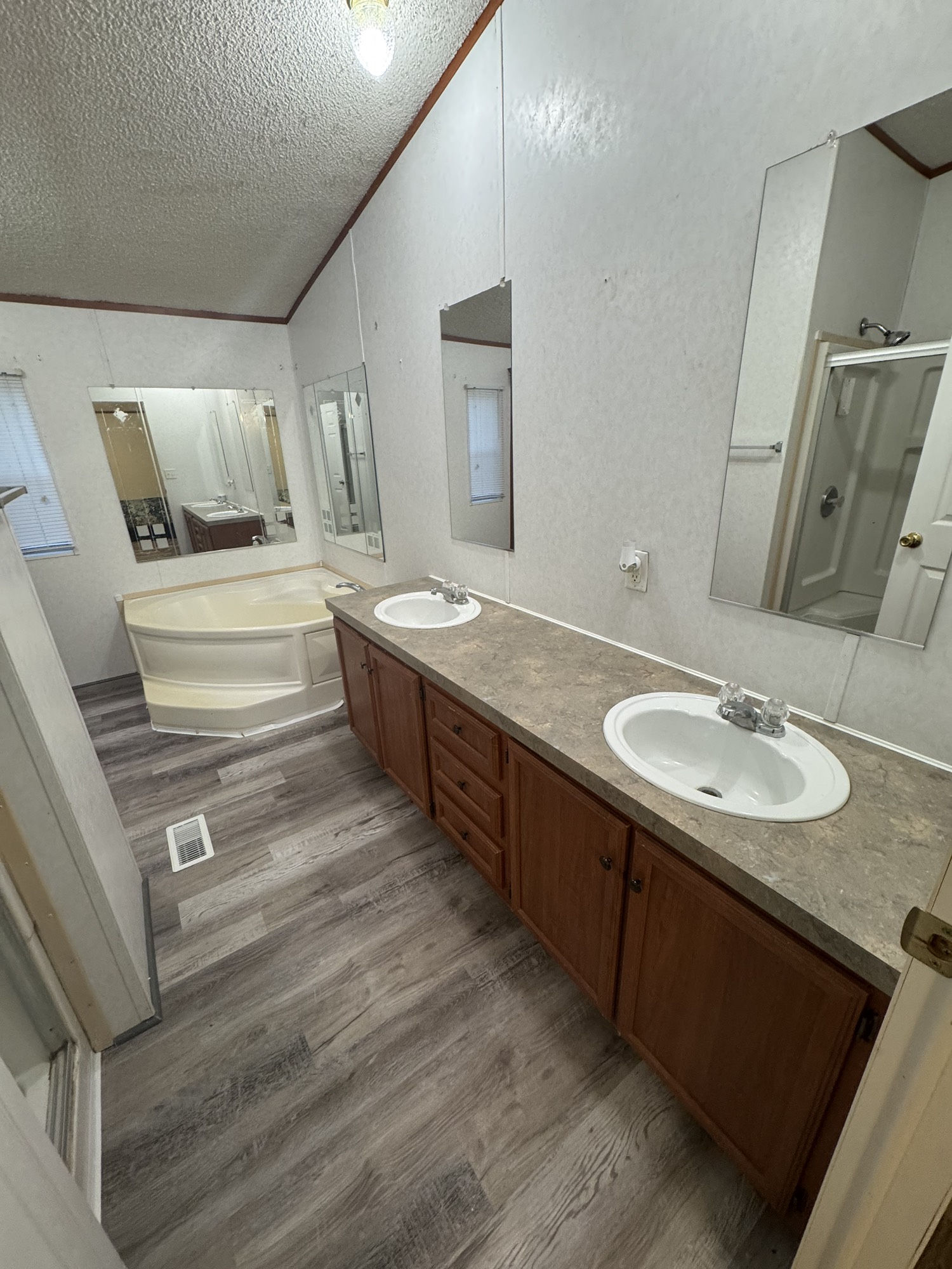 70 Timber Road Property Photo 18