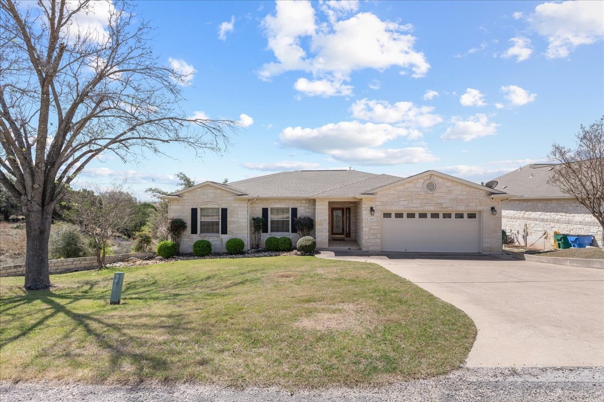 114- Lago Vista Real Estate Listings Main Image