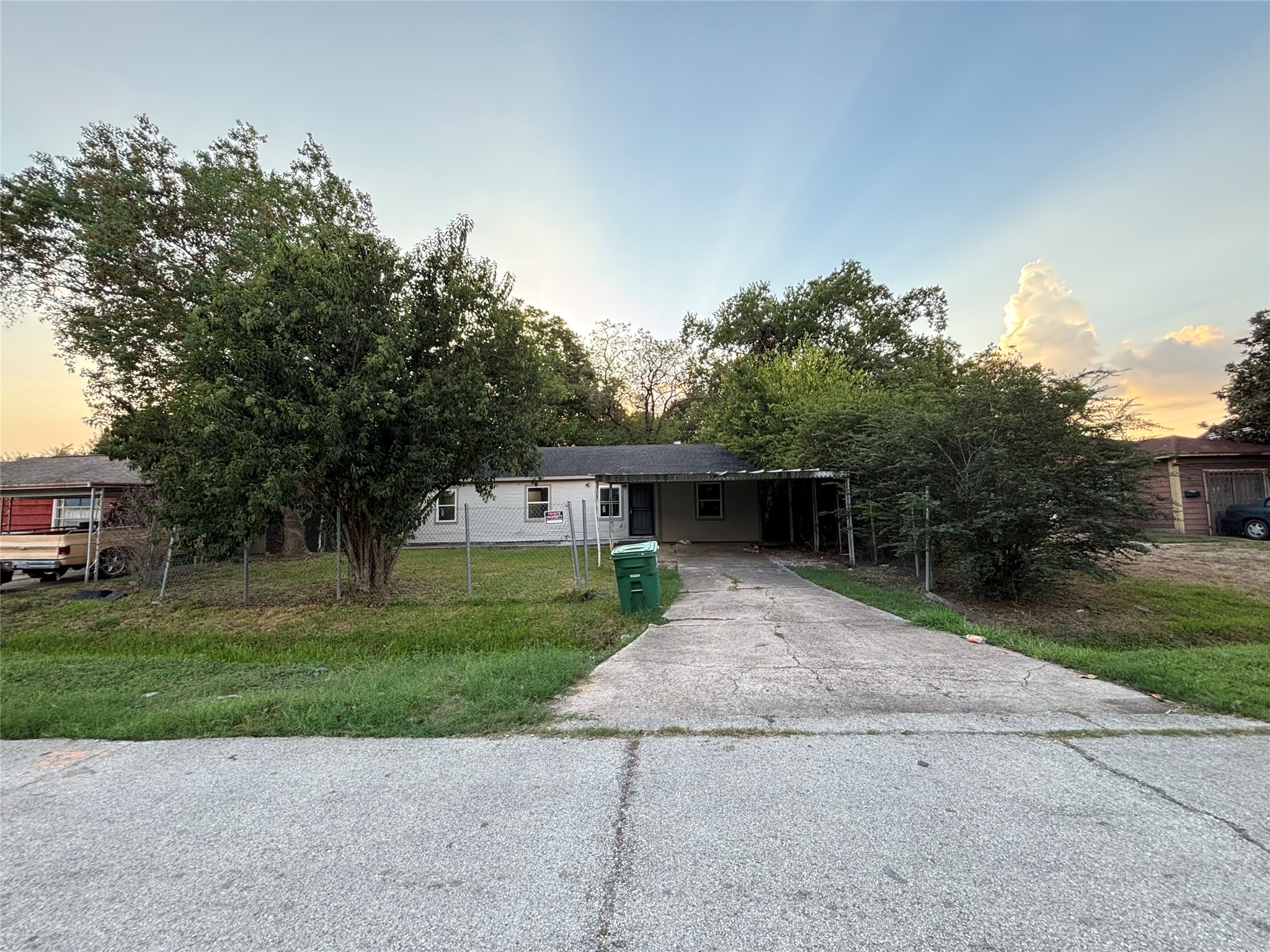 10010 Cathedral Drive Property Photo 3
