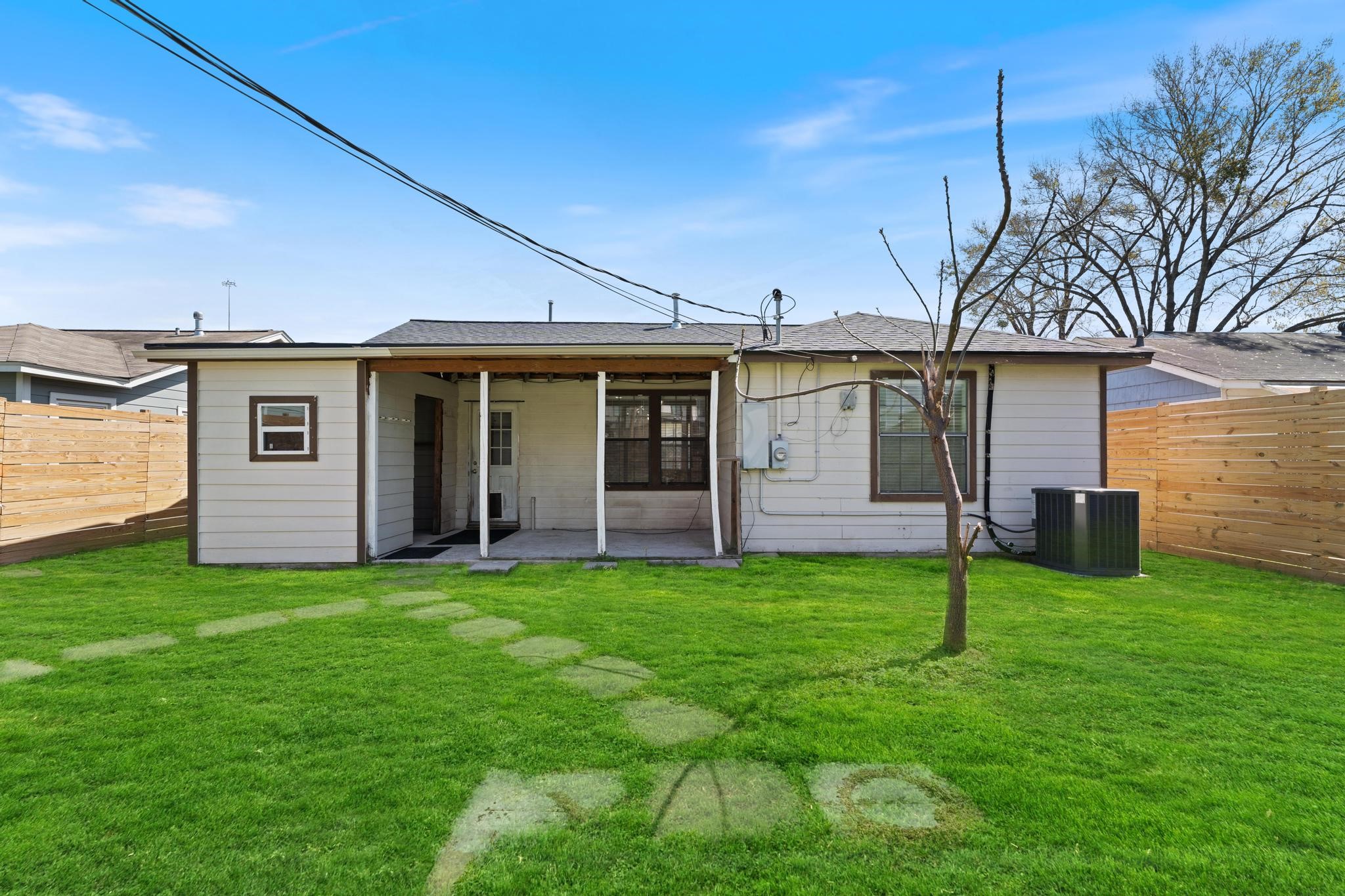 1923 Tabor Street Property Photo 20