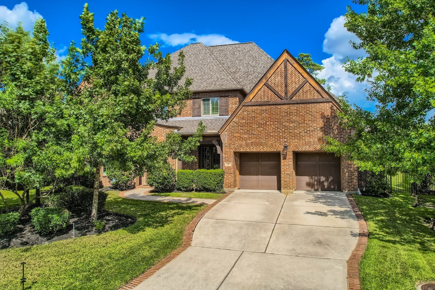 6 Freestone Stream Place Property Photo 1