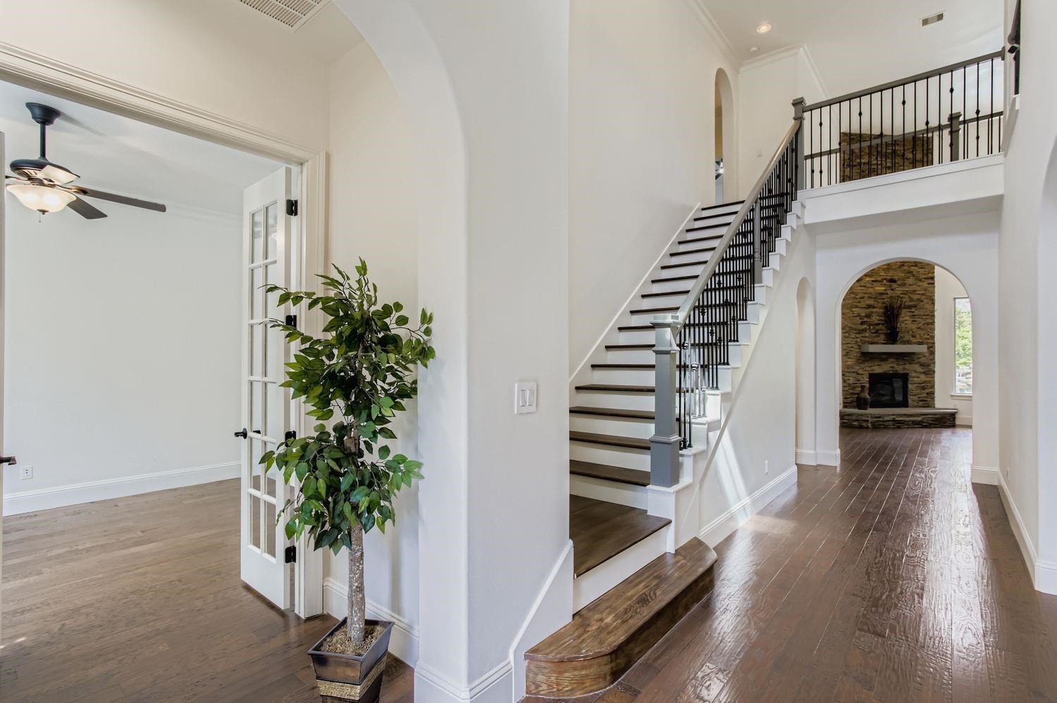 6 Freestone Stream Place Property Photo 6