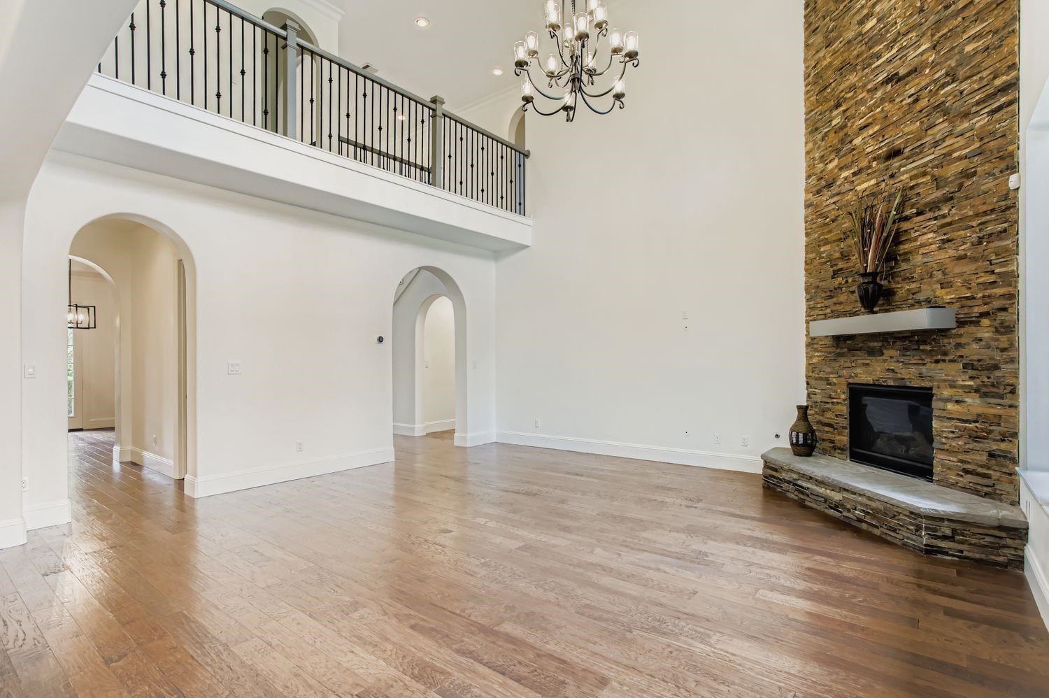 6 Freestone Stream Place Property Photo 14