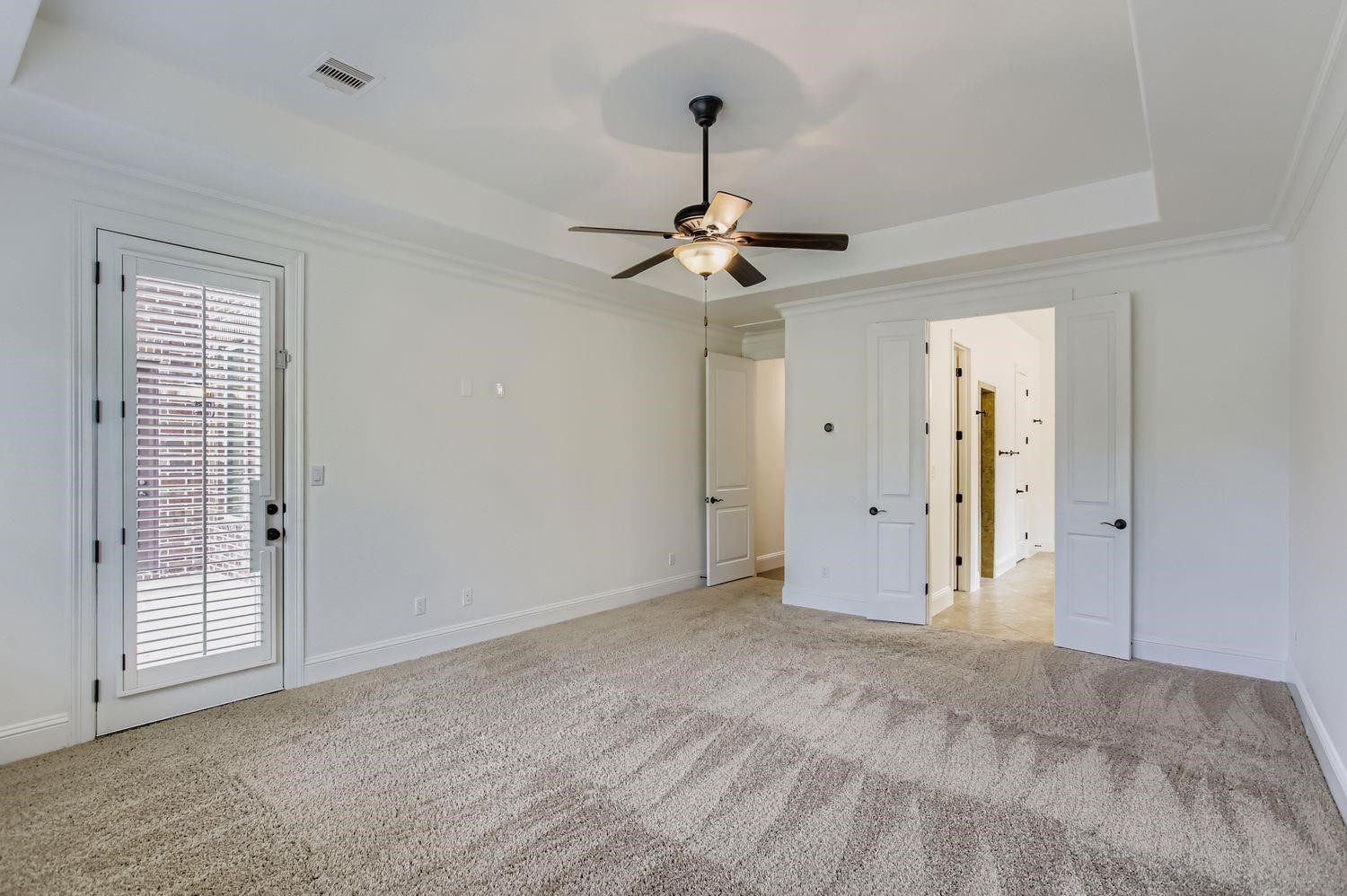 6 Freestone Stream Place Property Photo 27