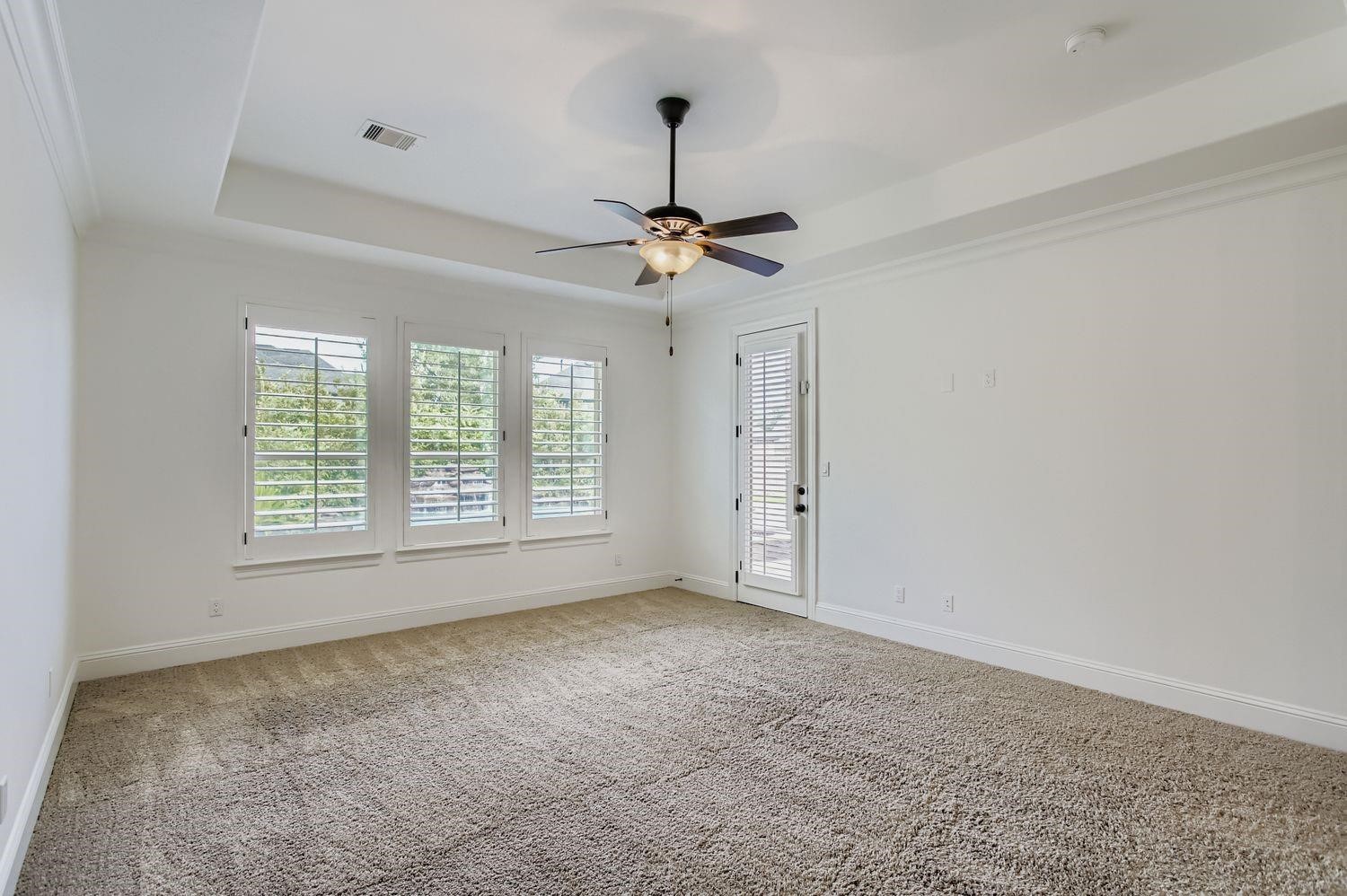 6 Freestone Stream Place Property Photo 28