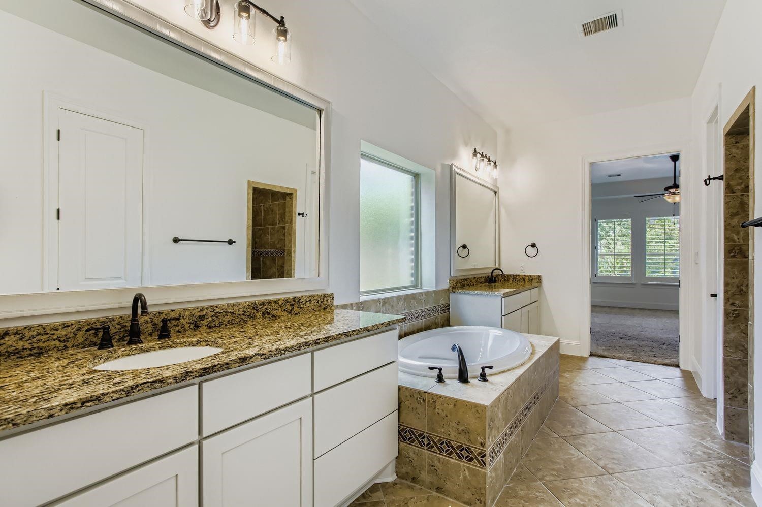 6 Freestone Stream Place Property Photo 30