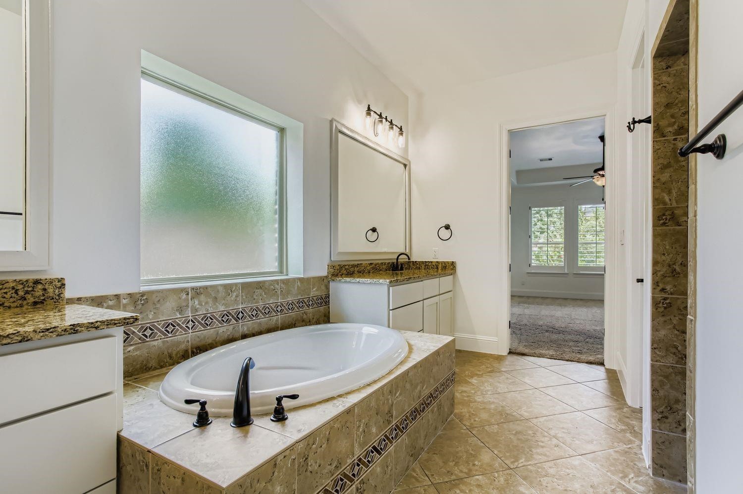 6 Freestone Stream Place Property Photo 31