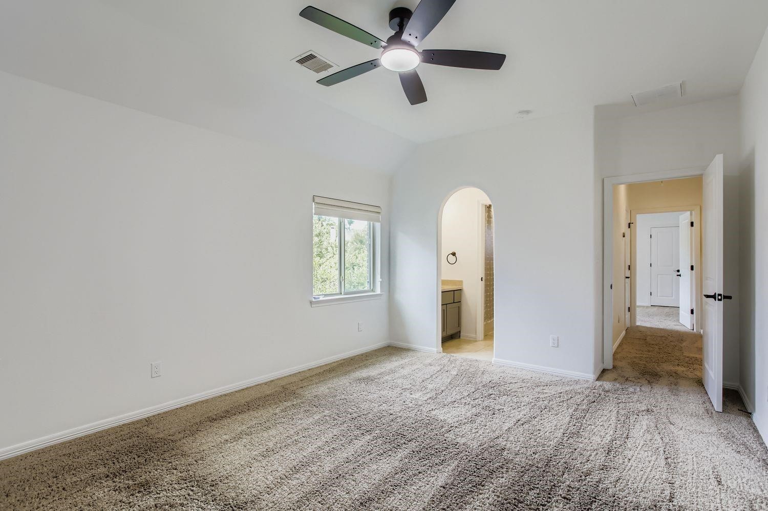6 Freestone Stream Place Property Photo 32