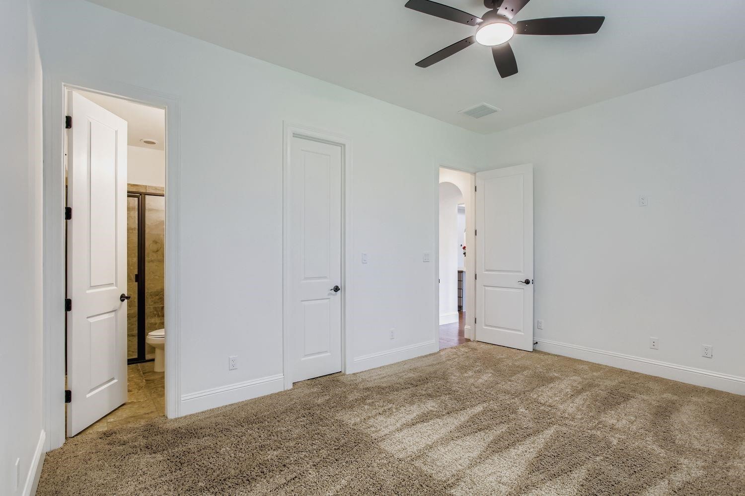 6 Freestone Stream Place Property Photo 34