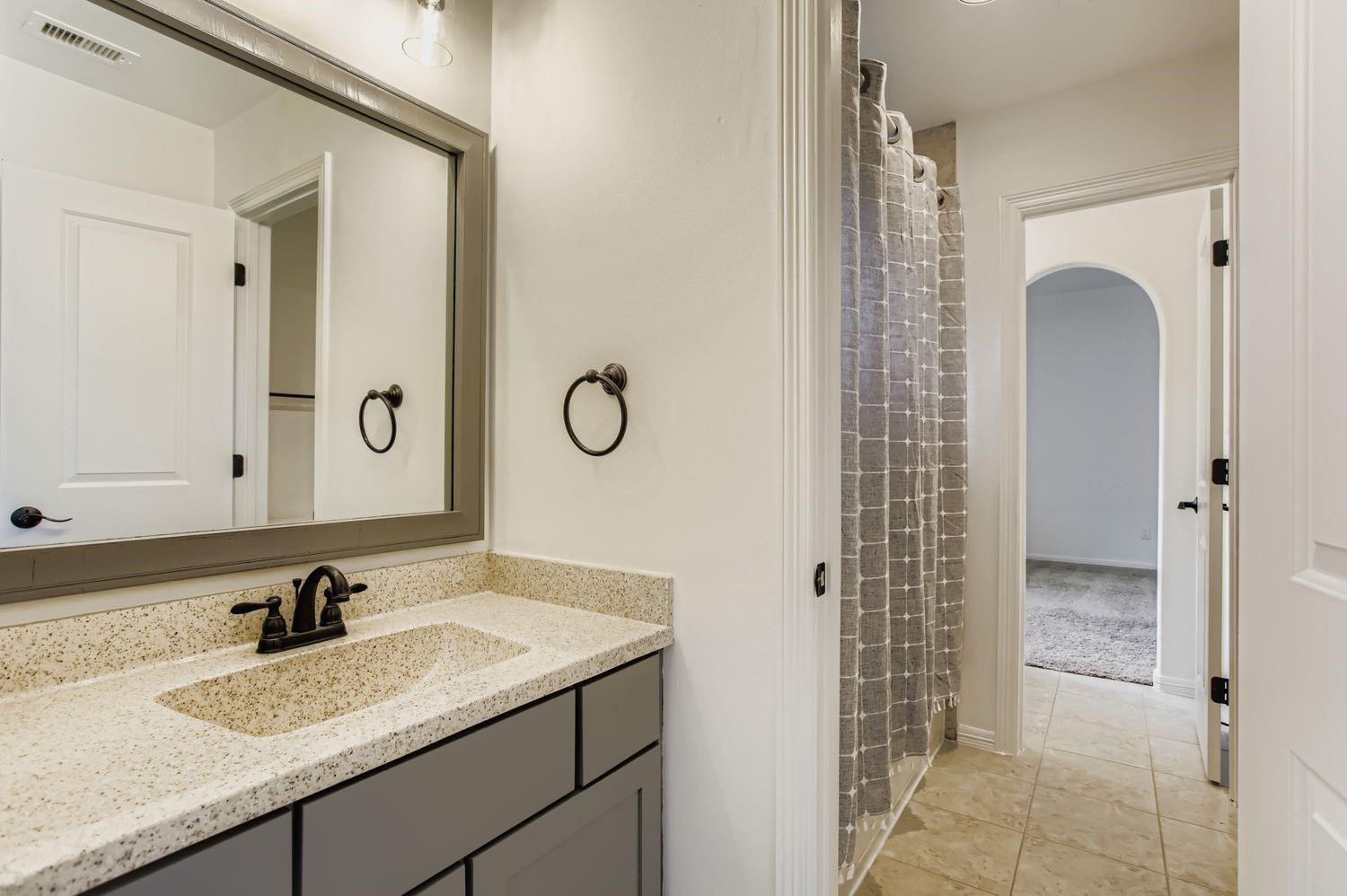 6 Freestone Stream Place Property Photo 41