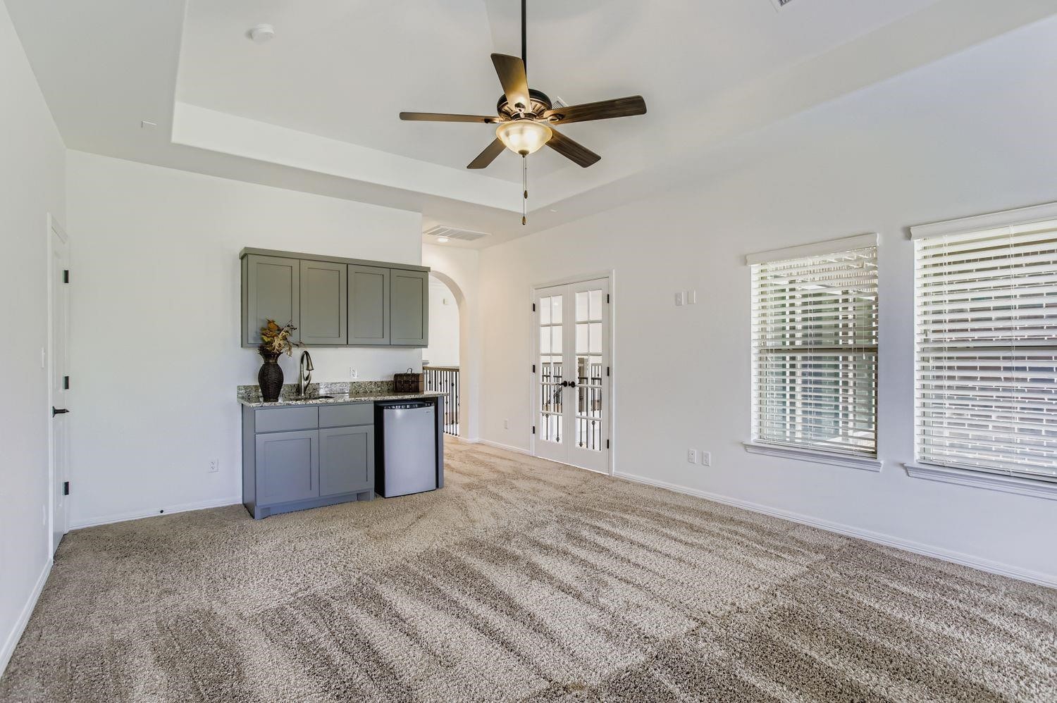 6 Freestone Stream Place Property Photo 44