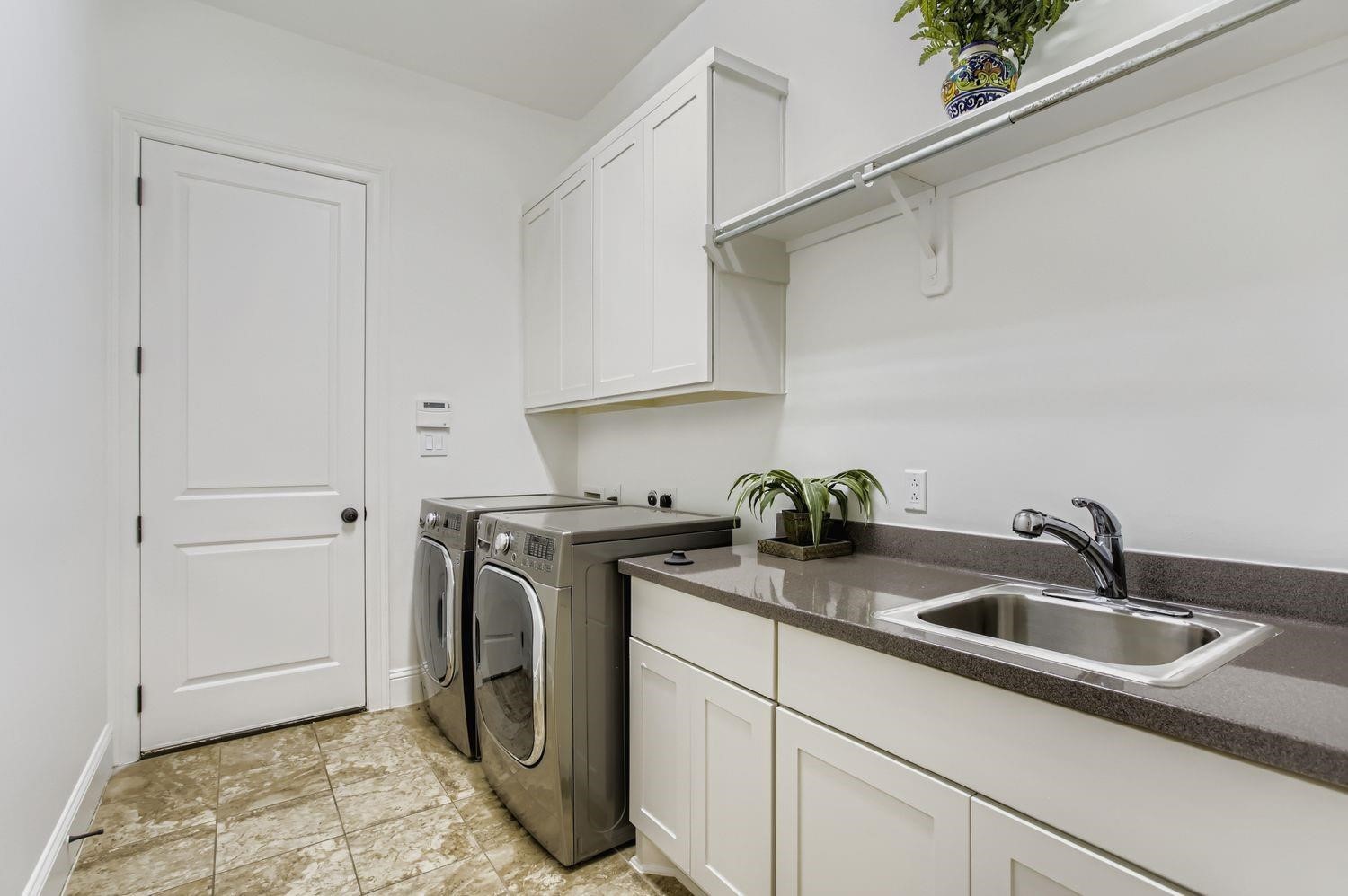 6 Freestone Stream Place Property Photo 48