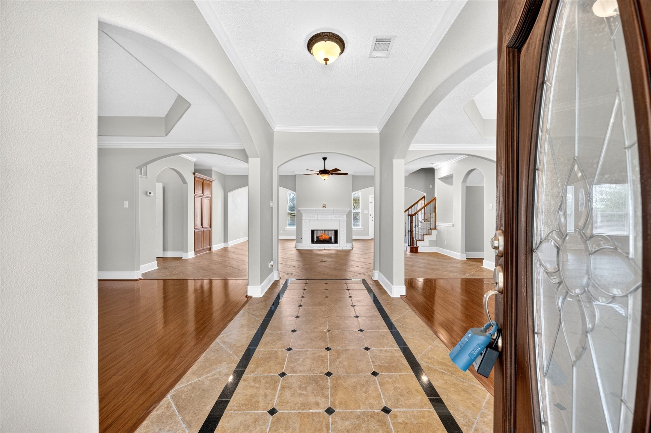 17027 Champions Lakeway Property Photo 8