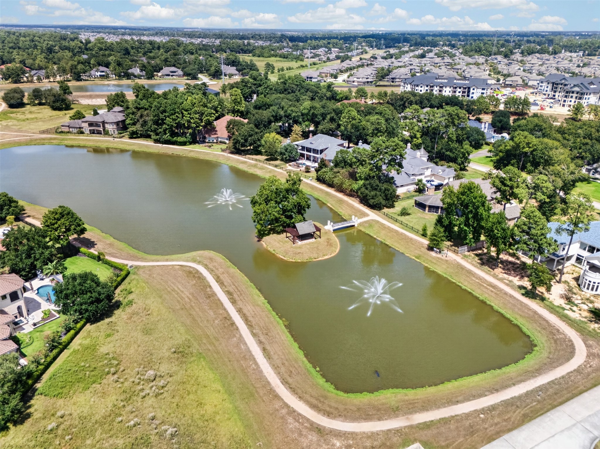 17027 Champions Lakeway Property Photo 48