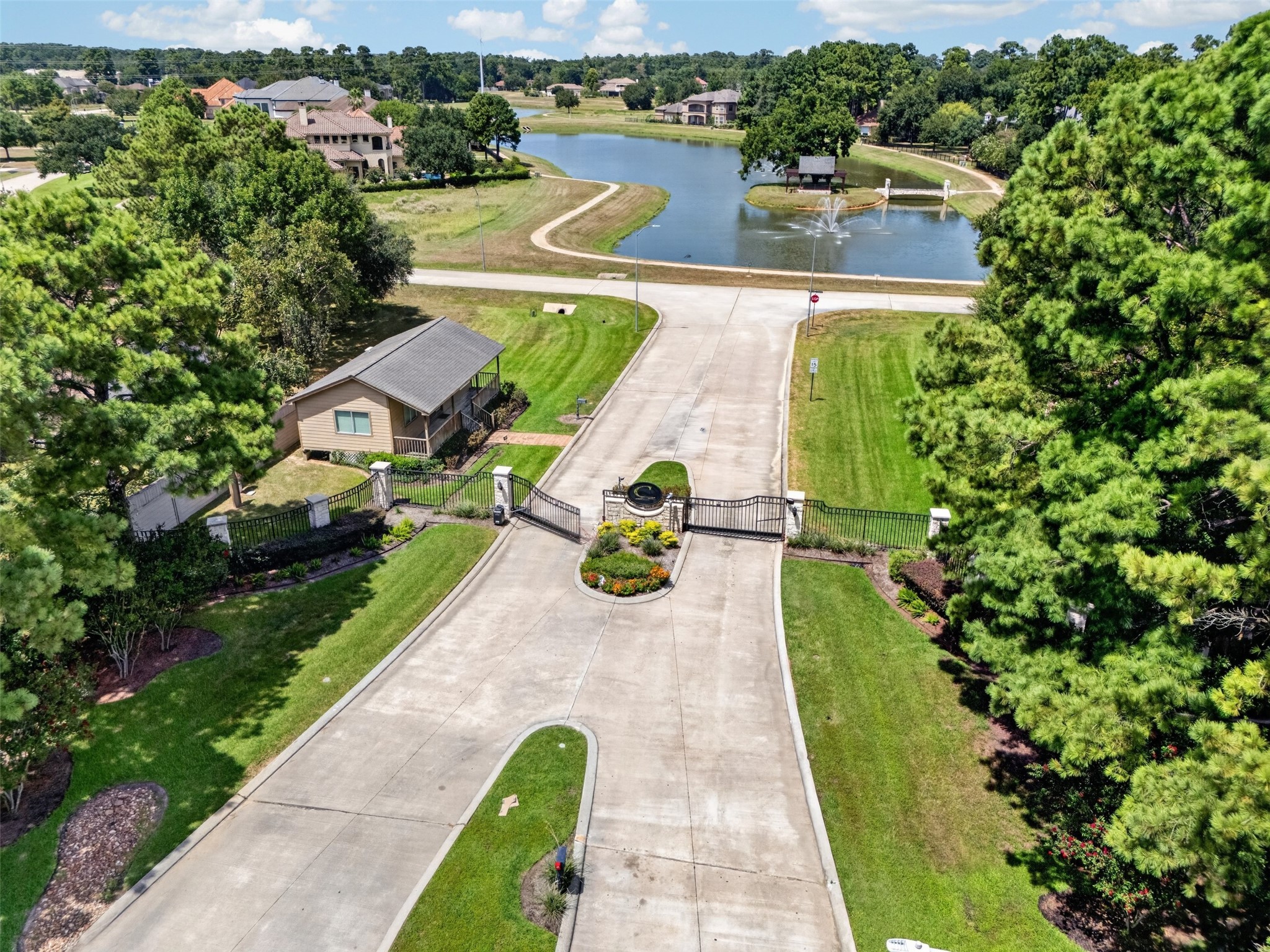 17027 Champions Lakeway Property Photo 49