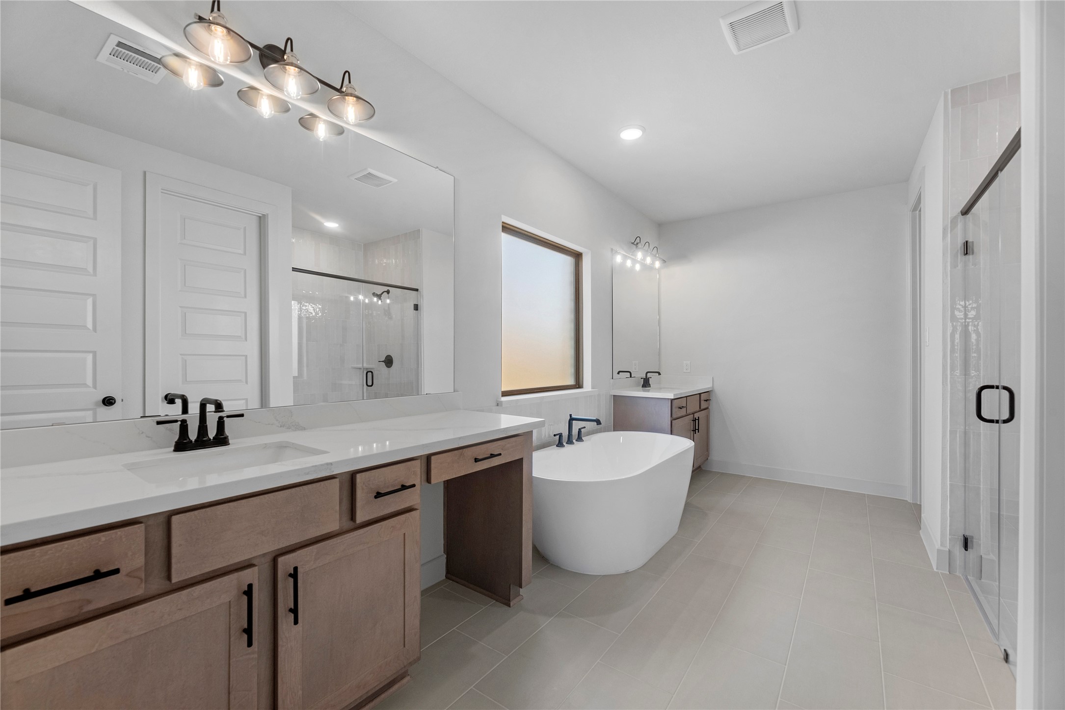 5311 Silk Petal Drive Property Photo 11