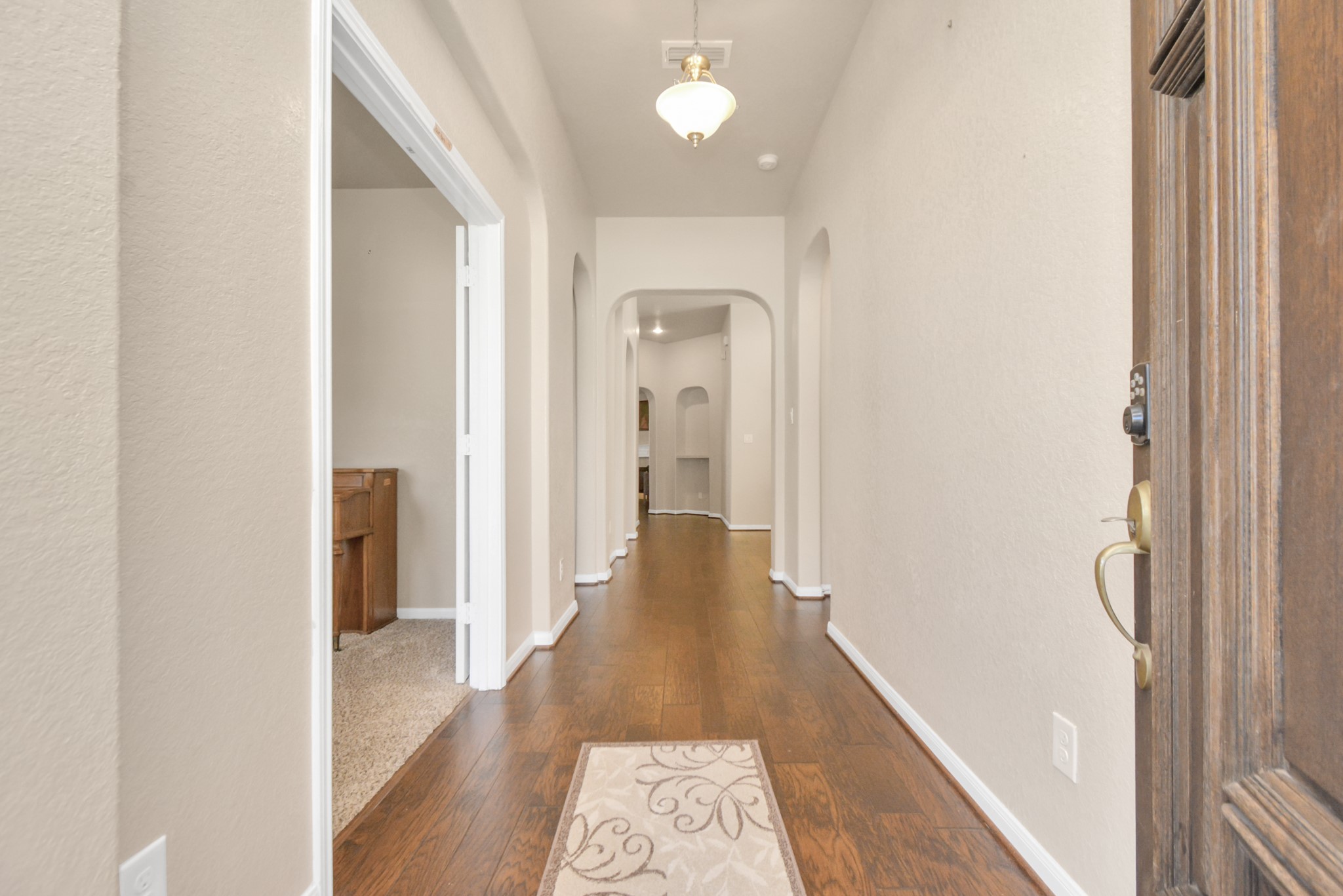 9614 Hideaway Green Drive Property Photo 10