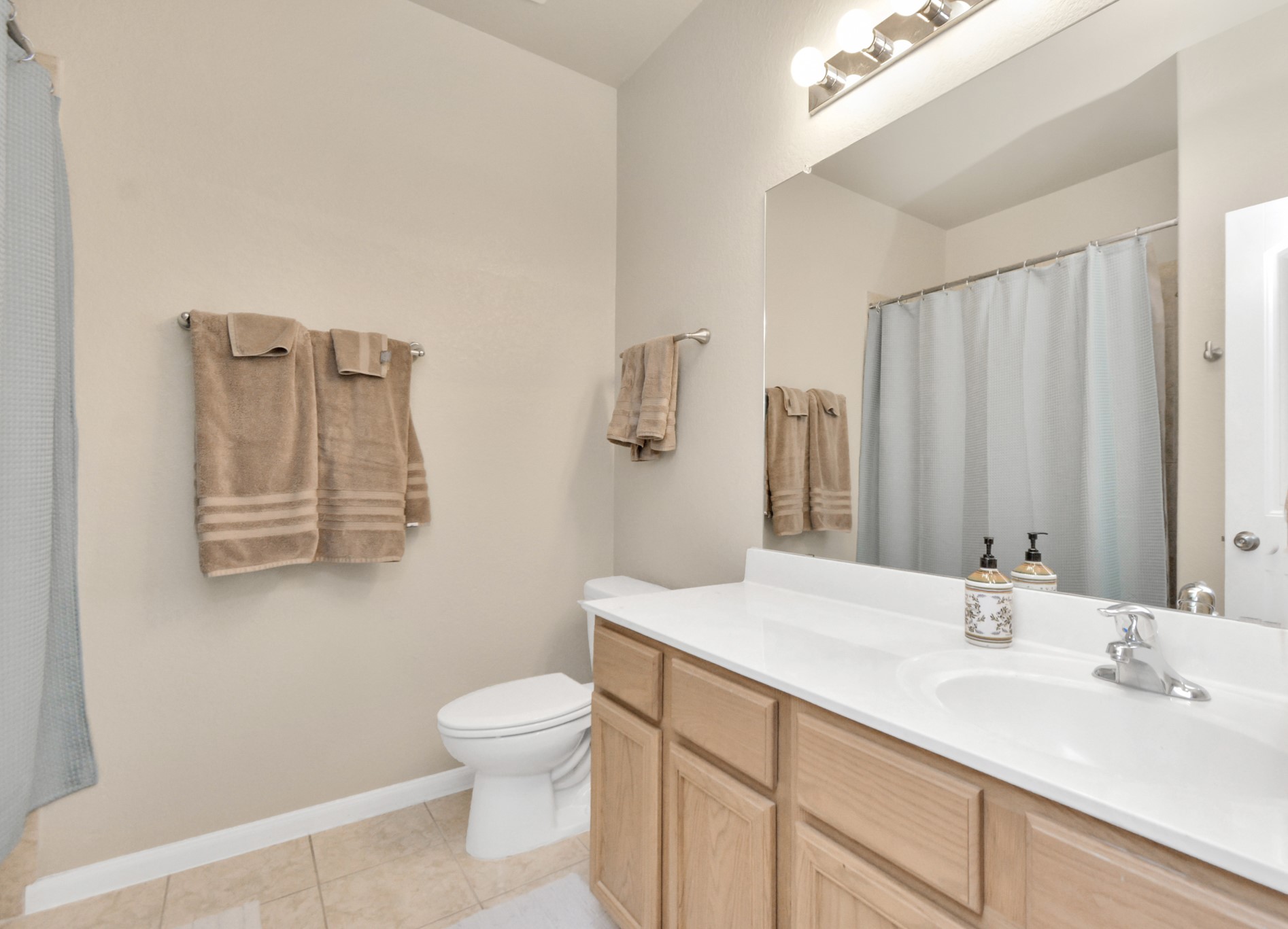 9614 Hideaway Green Drive Property Photo 11