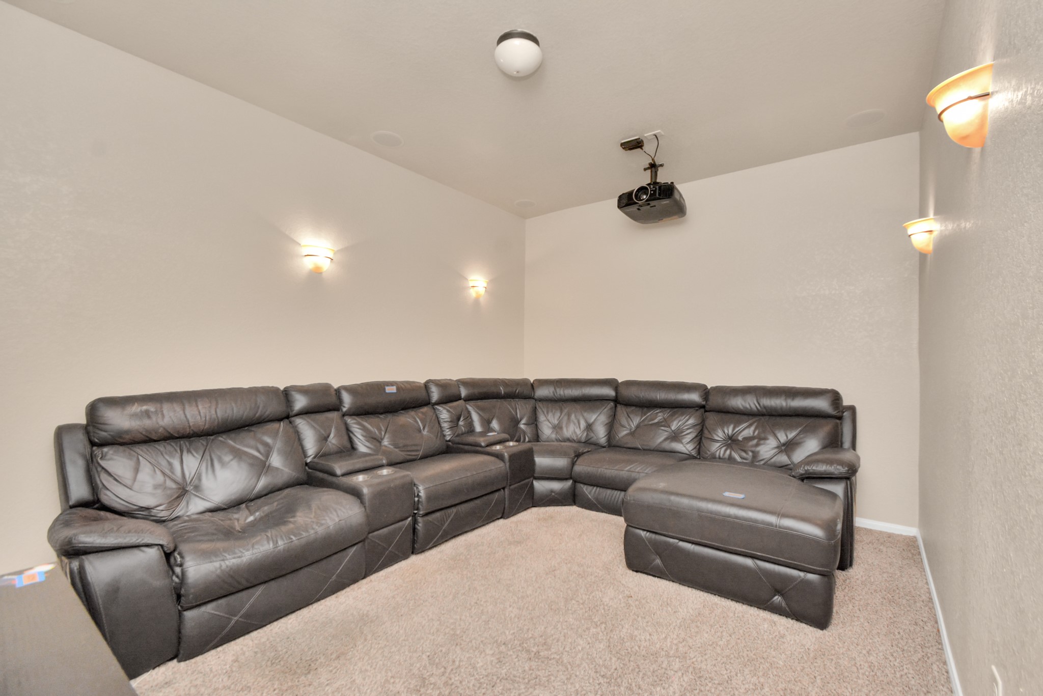 9614 Hideaway Green Drive Property Photo 12