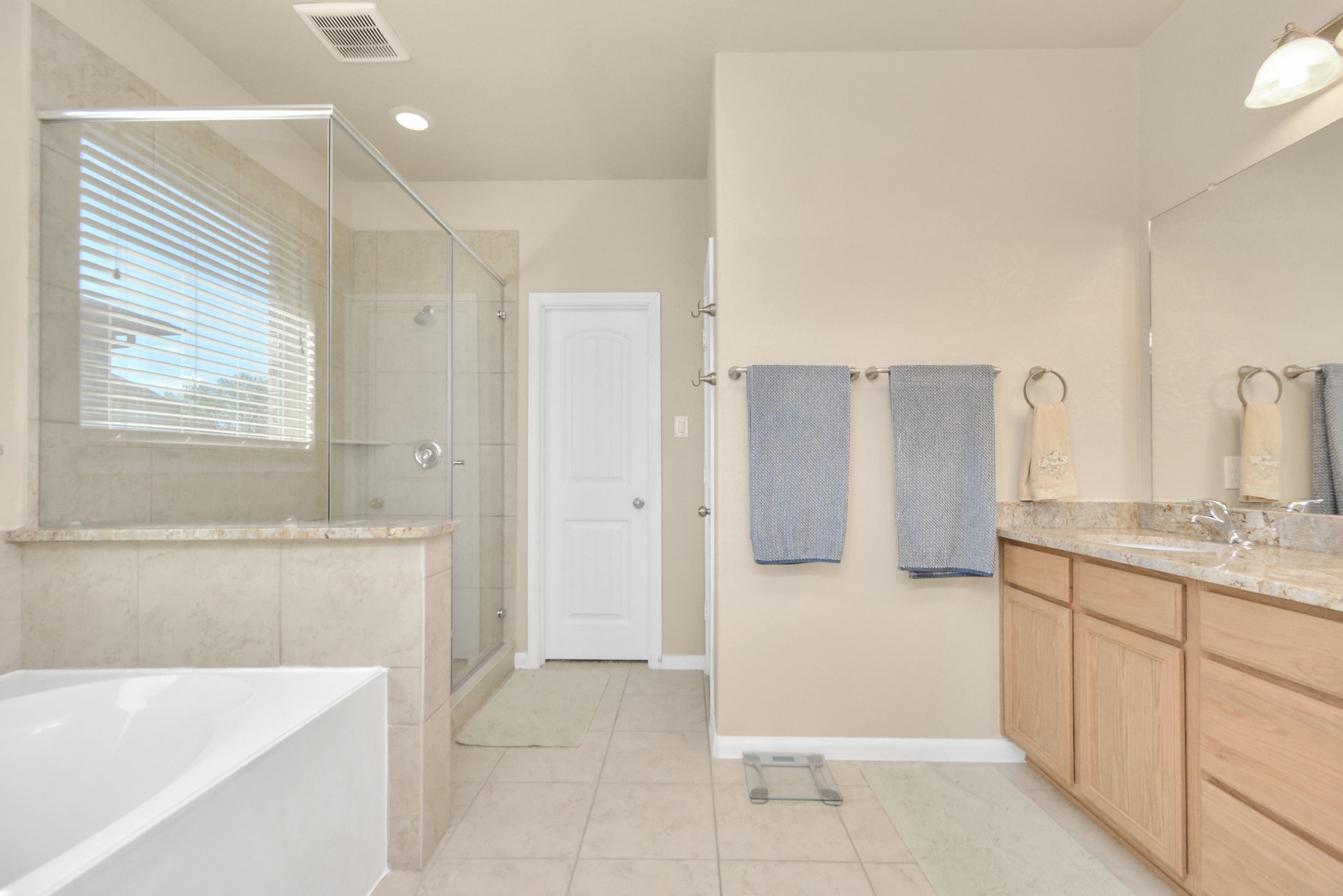 9614 Hideaway Green Drive Property Photo 19