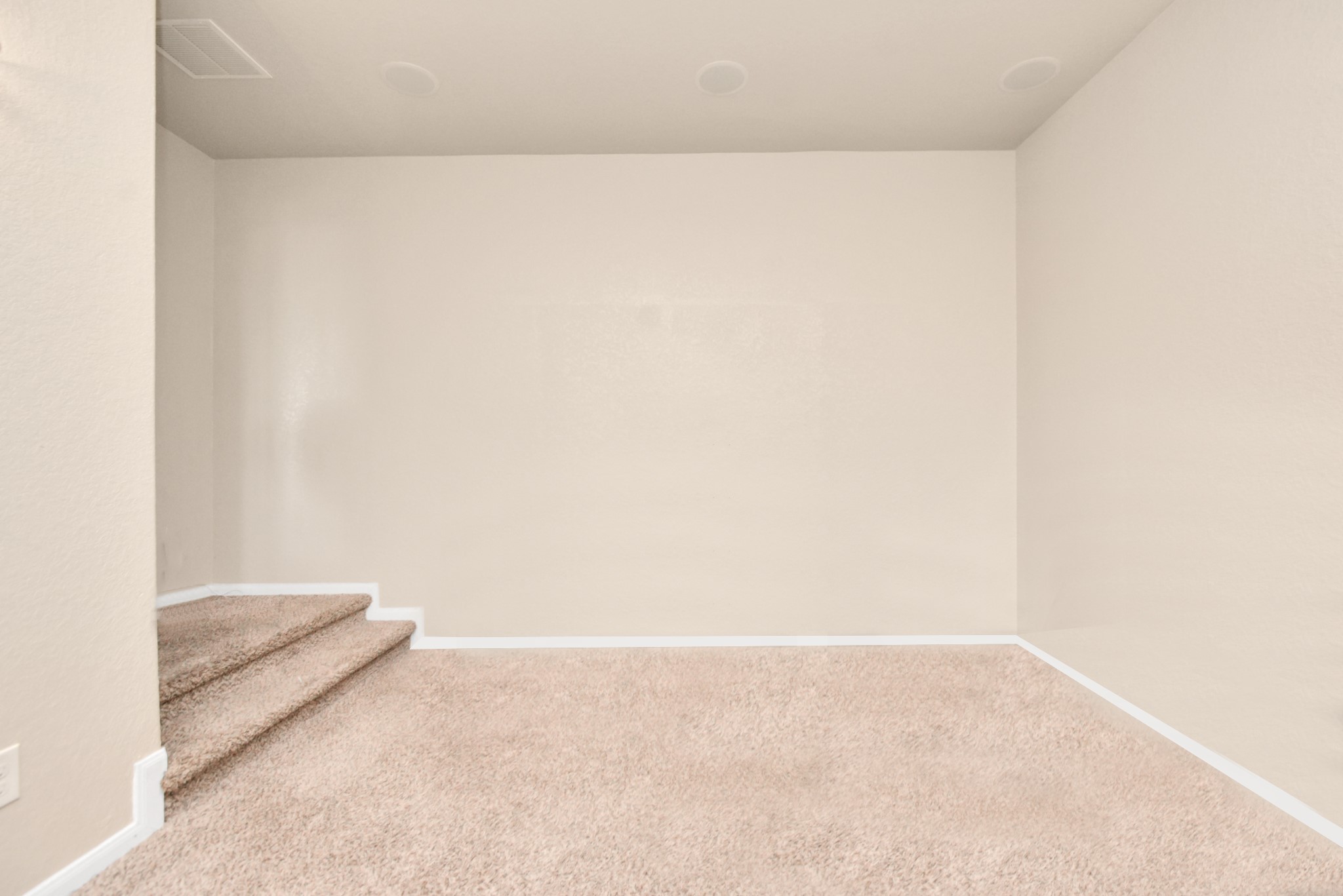 9614 Hideaway Green Drive Property Photo 20
