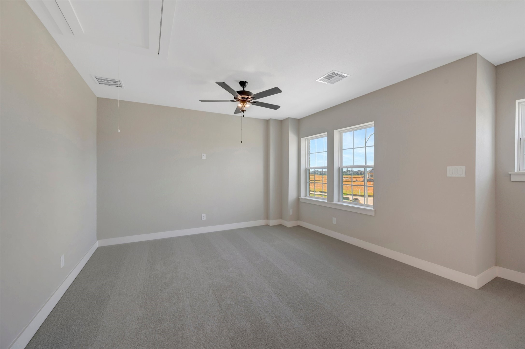 16702 Vibrant Avenue Property Photo 41