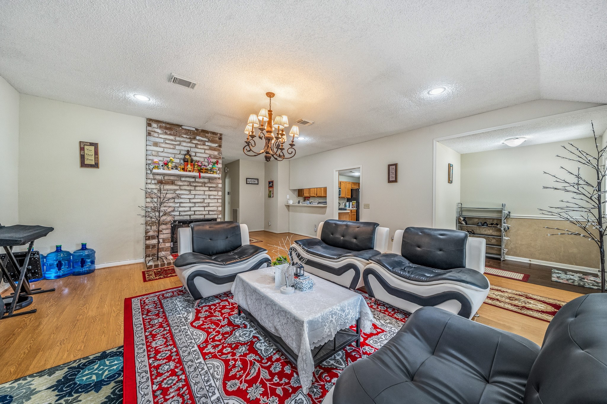 9915 Villa Verde Drive Property Photo 7