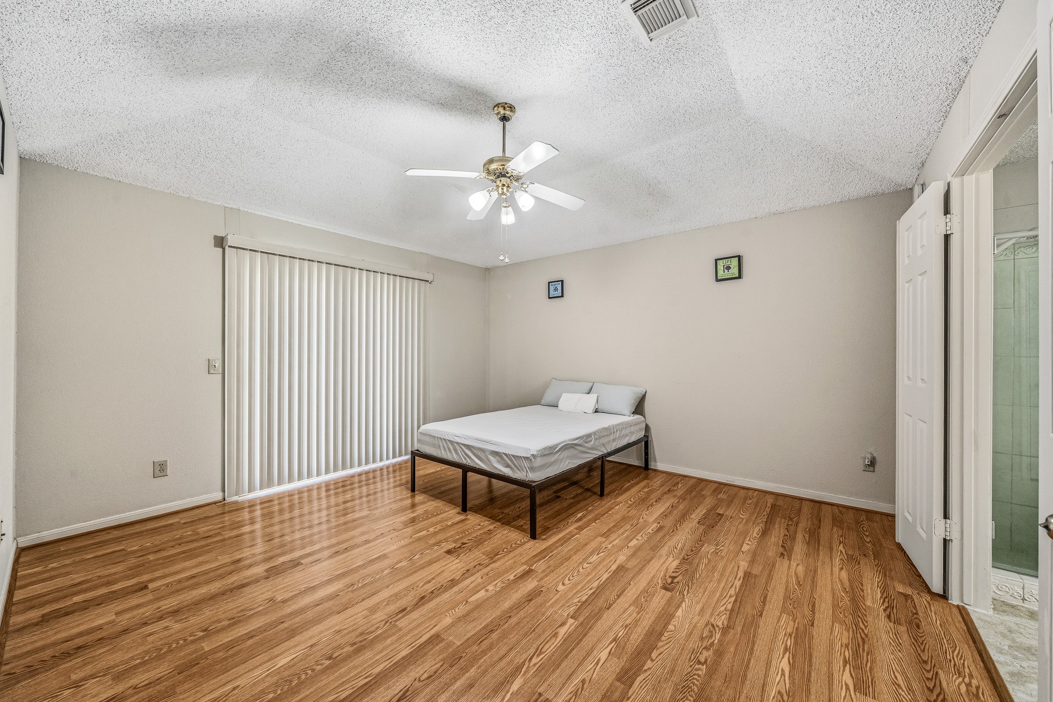 9915 Villa Verde Drive Property Photo 17