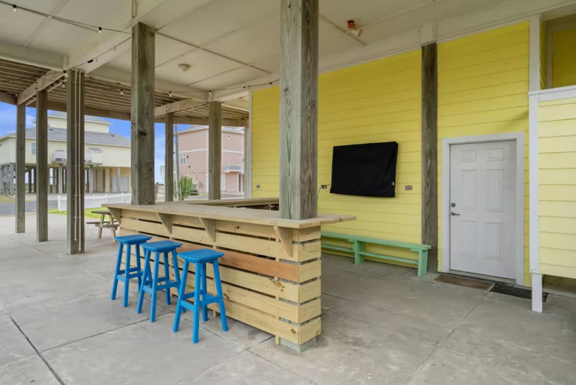 2423 Sand Drift Lane Property Photo 19