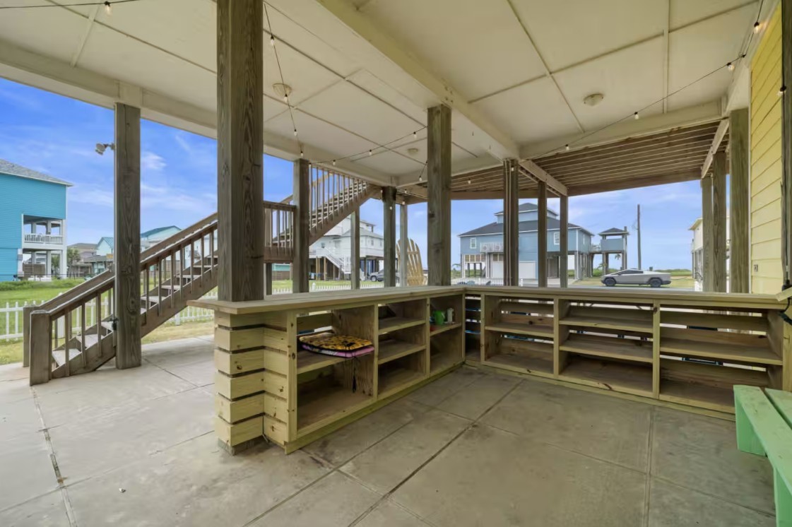 2423 Sand Drift Lane Property Photo 20