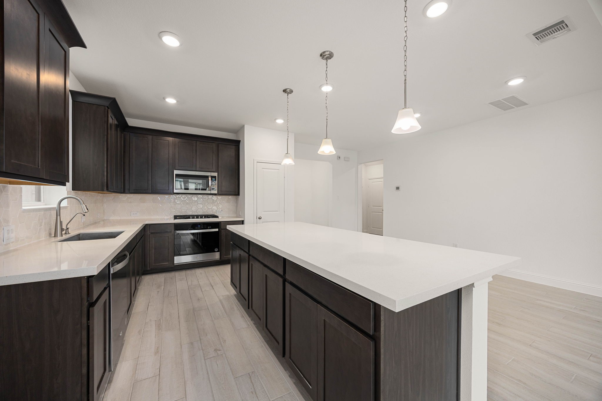 21491 Llano Grande Boulevard Property Photo 15