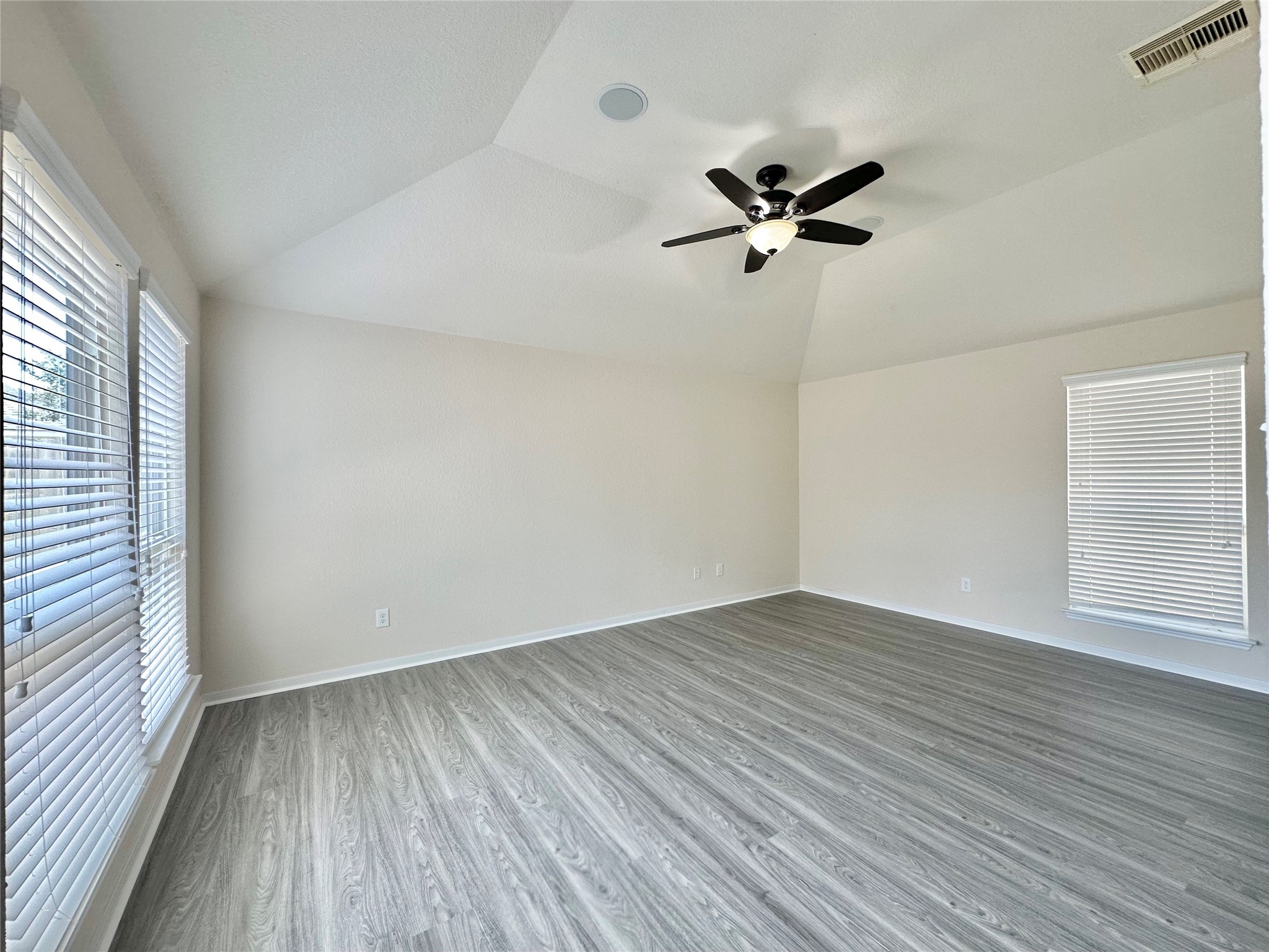 3131 Single Ridge Way Property Photo 15
