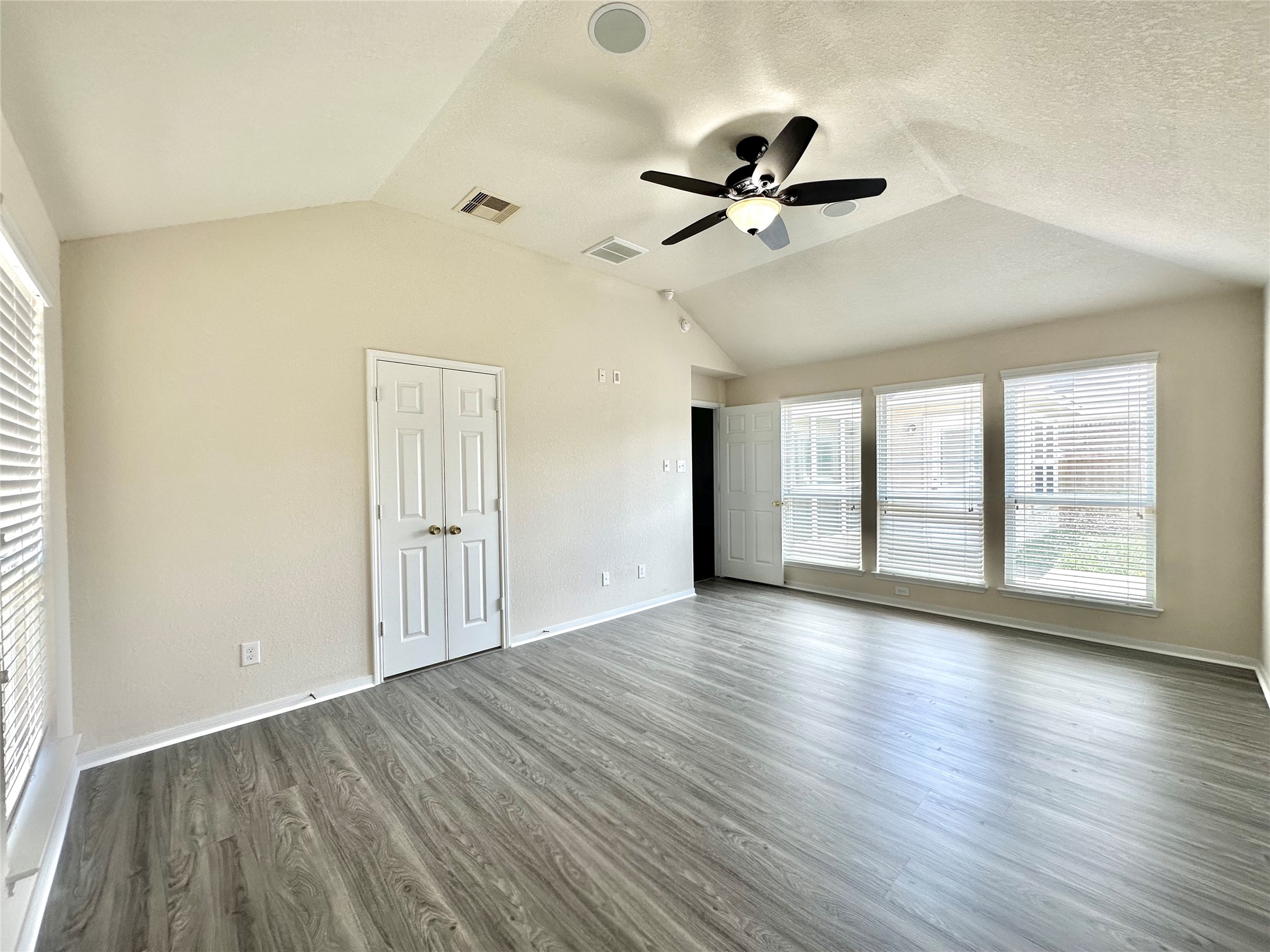 3131 Single Ridge Way Property Photo 16