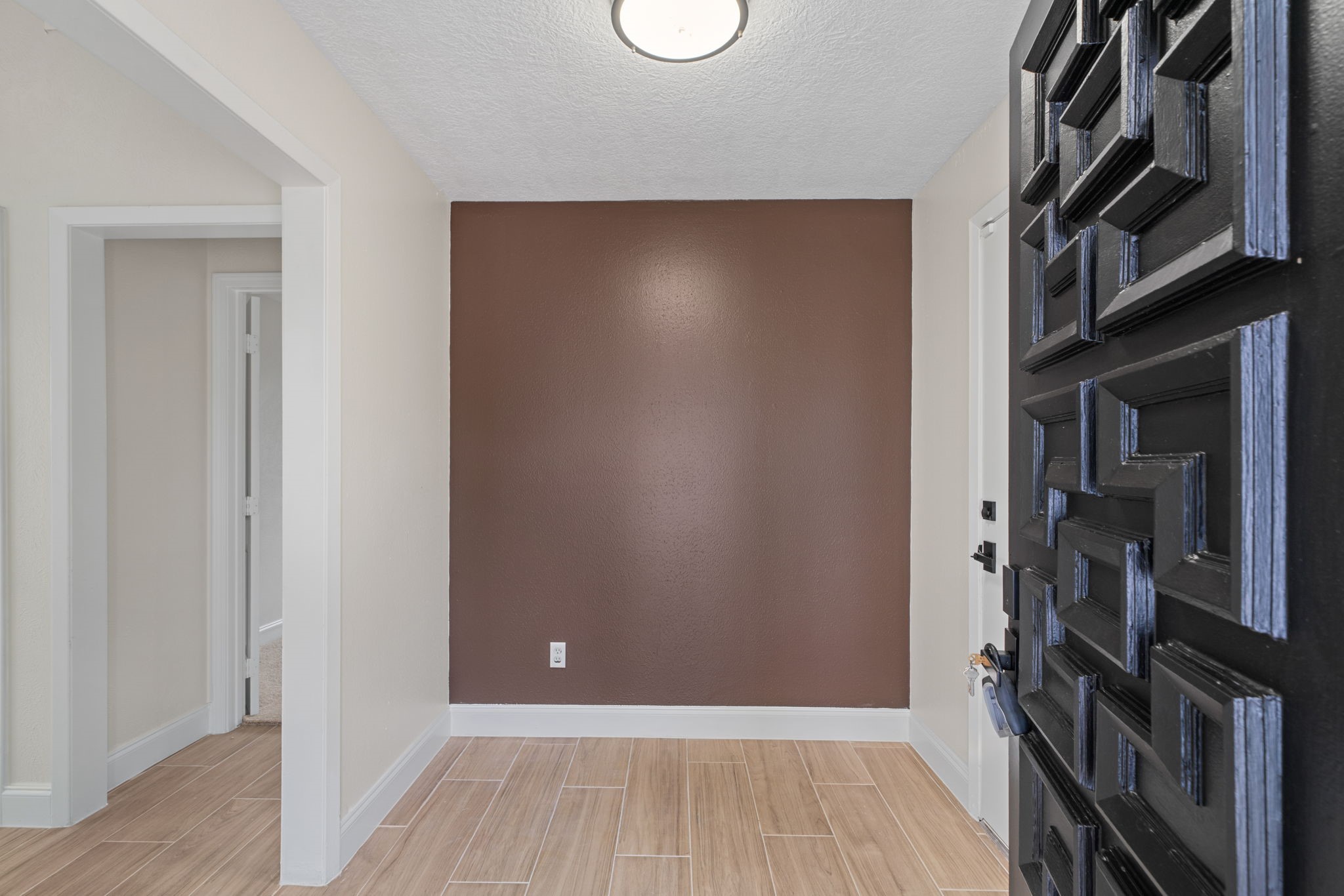 15034 Rose Valley Drive Property Photo 5