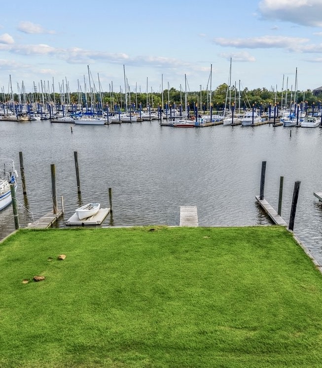 403 W Shore Drive Property Photo 6