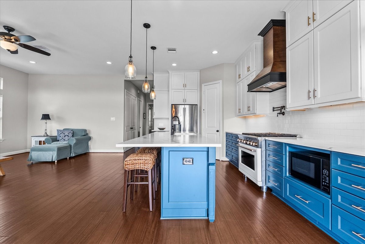 403 W Shore Drive Property Photo 17
