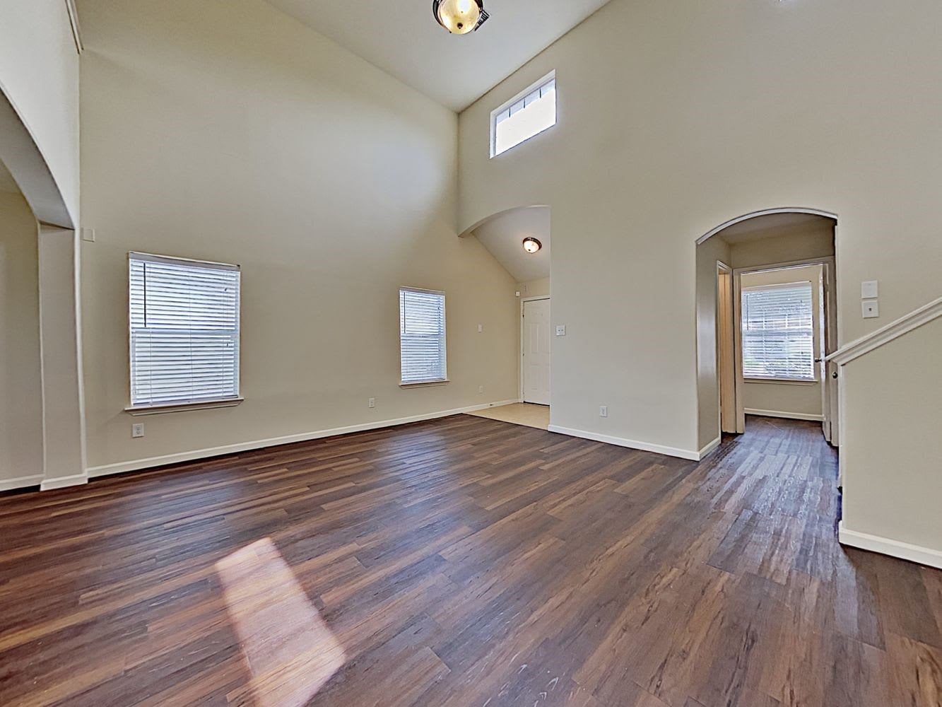 8542 Doskocil Drive Property Photo 3