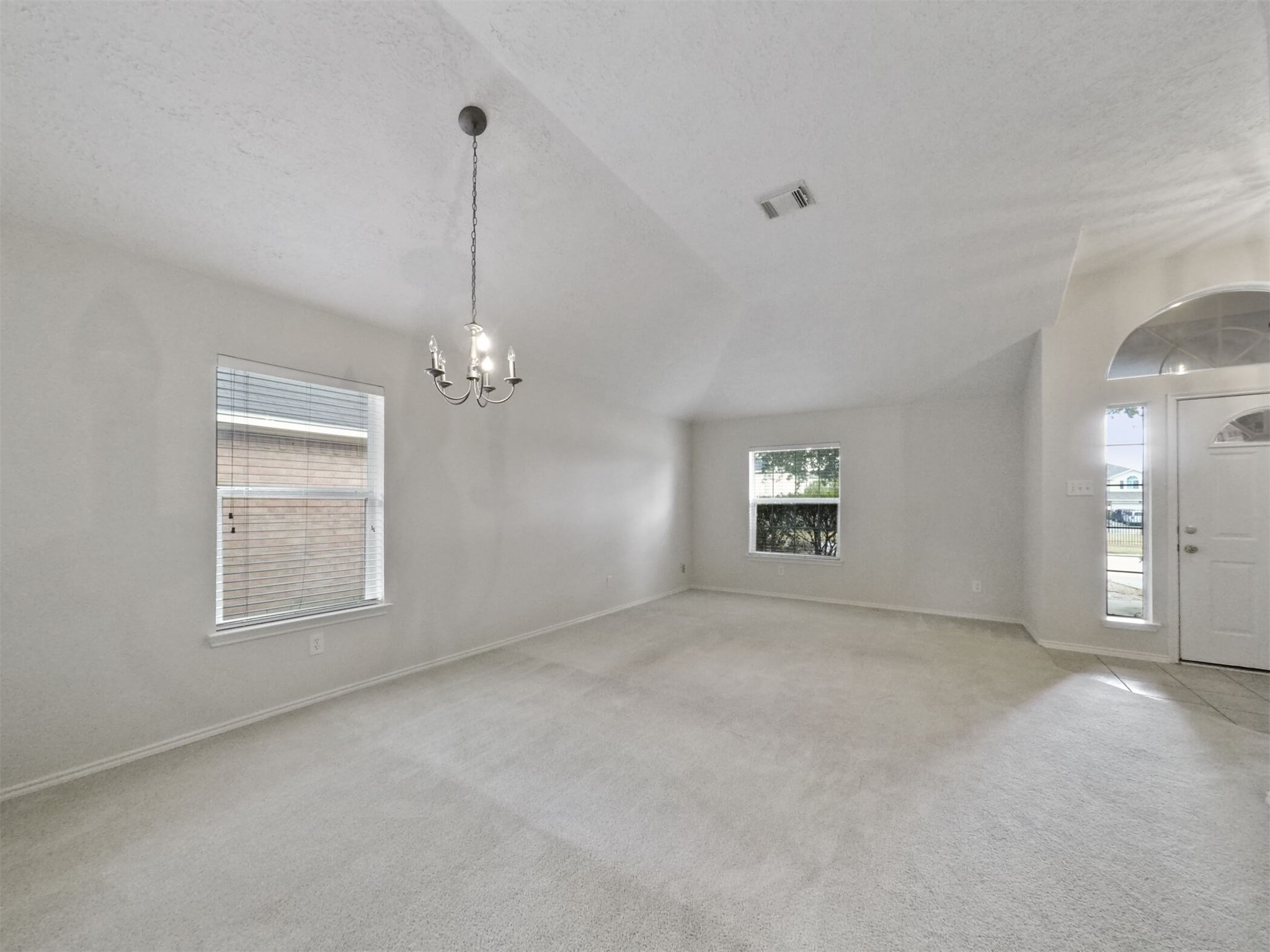 427 Northvalley Drive Property Photo 6