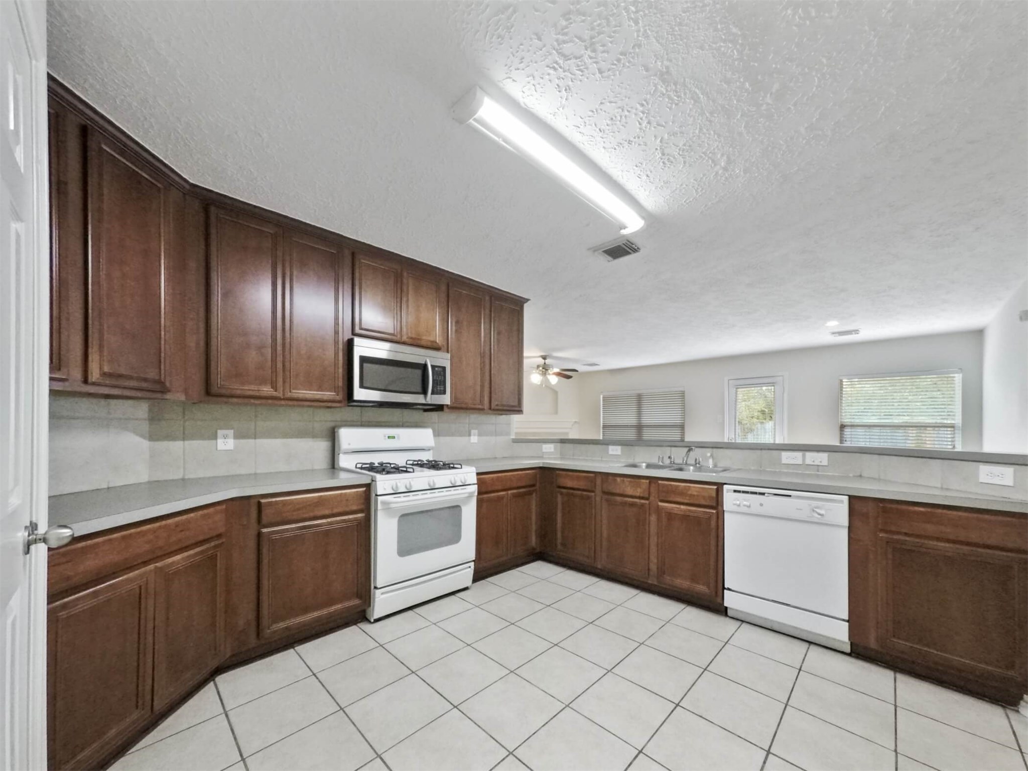 427 Northvalley Drive Property Photo 9