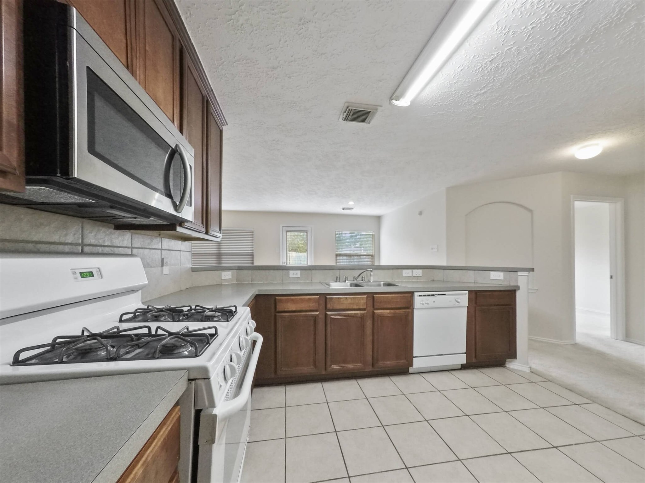 427 Northvalley Drive Property Photo 12