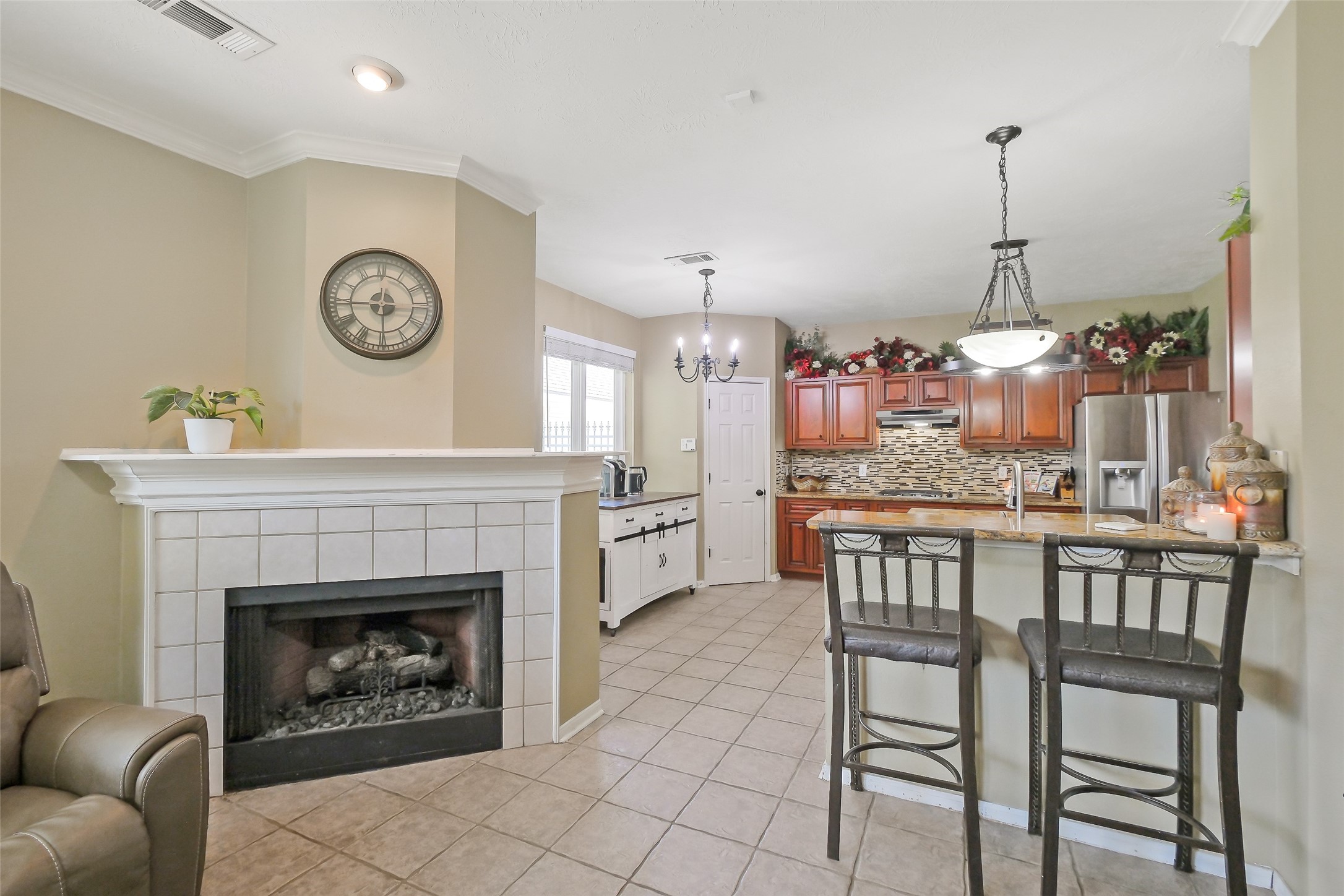 10924 Oakwood Drive Property Photo 6