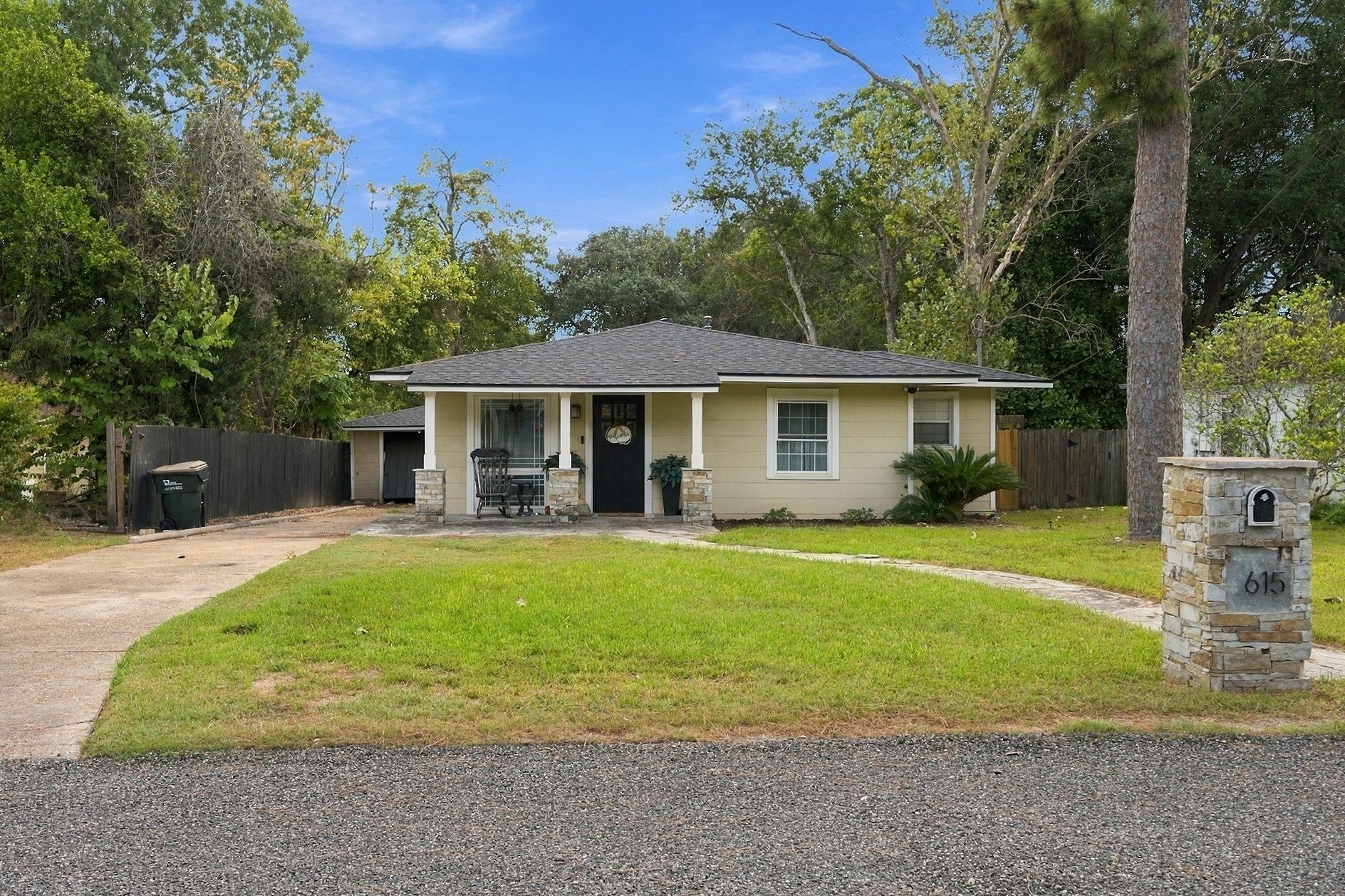 1615 Front Street Property Photo 1