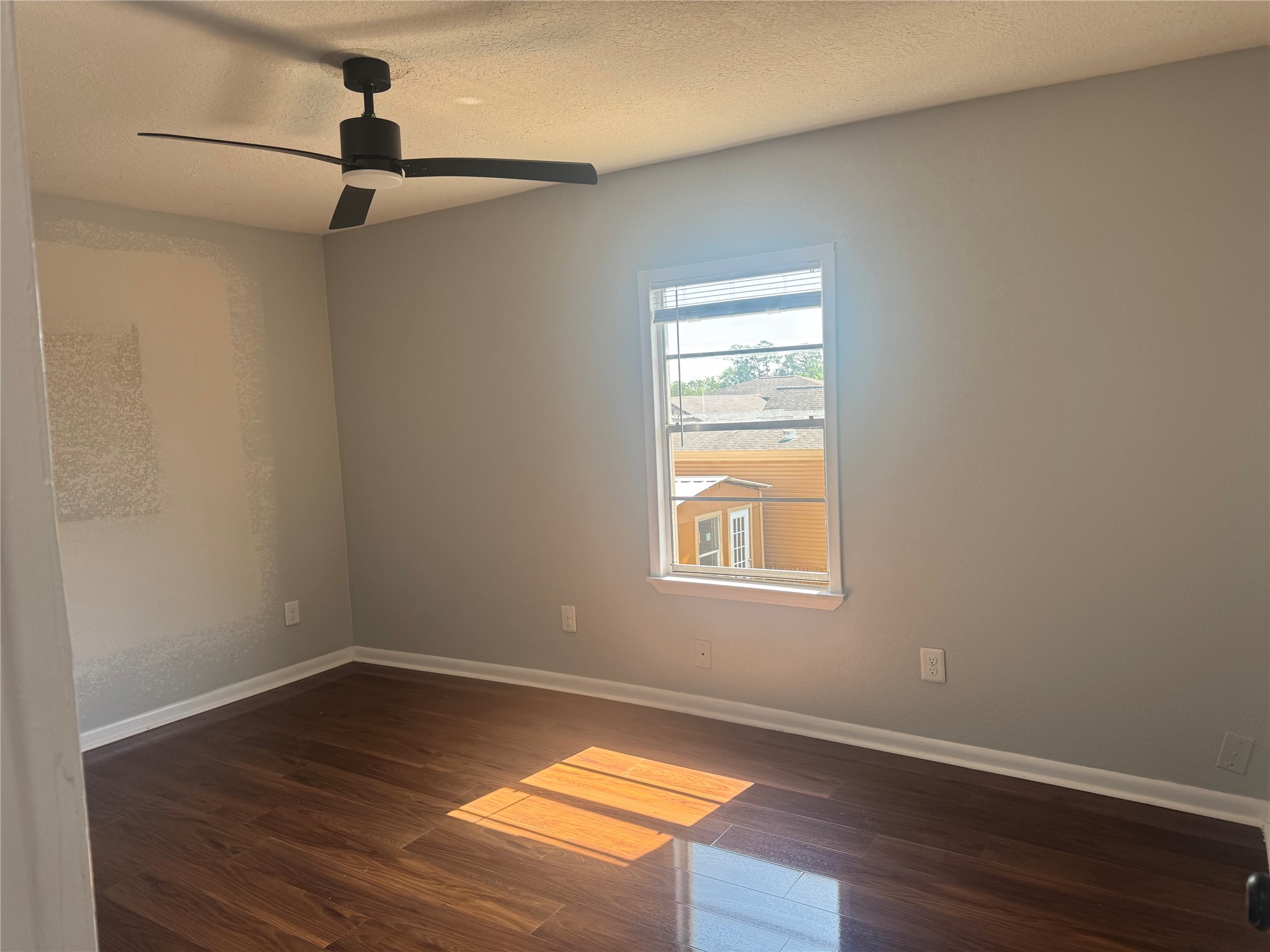 13929-a Eagle Pass Street Property Photo 4