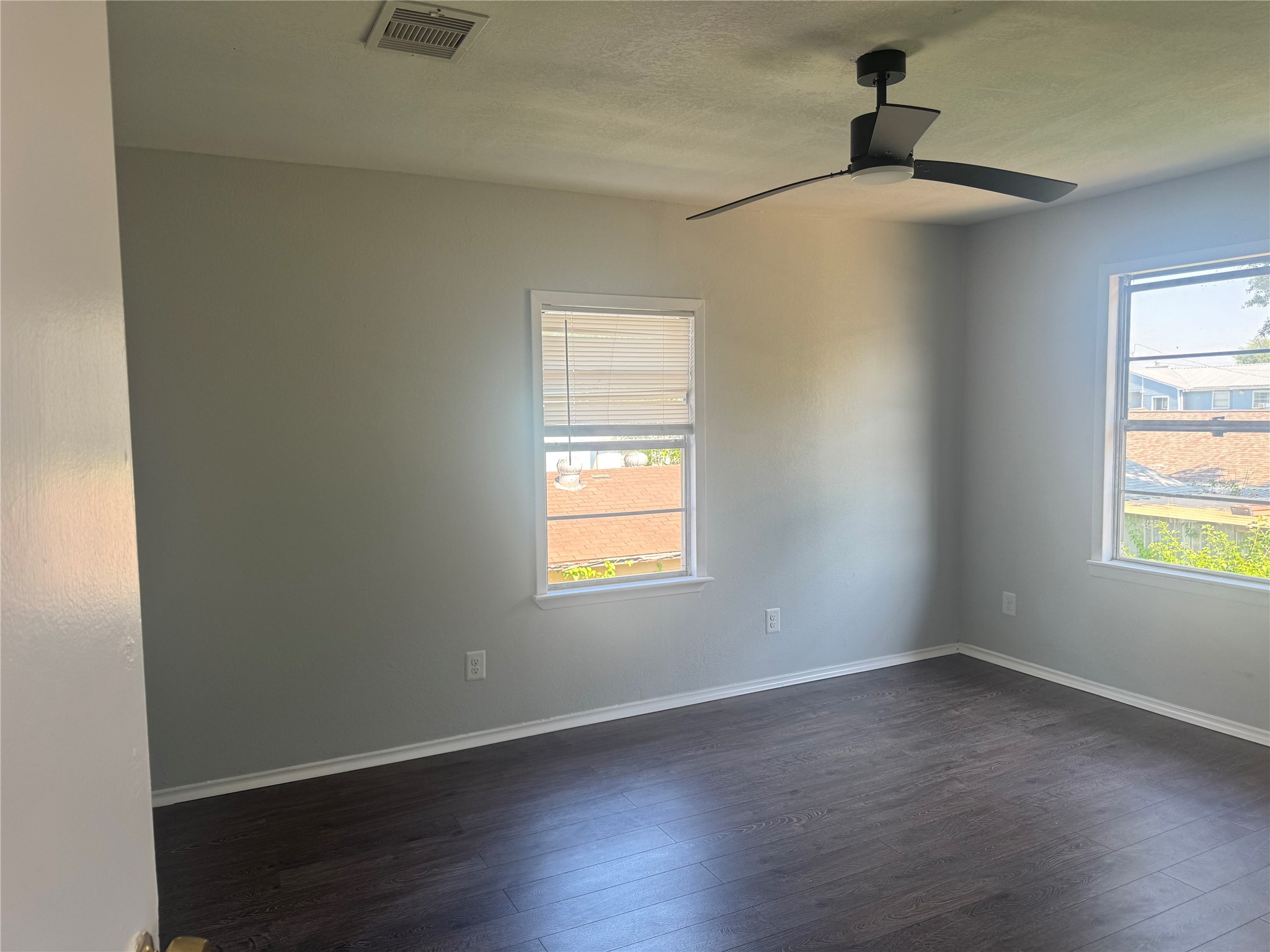13929-a Eagle Pass Street Property Photo 5